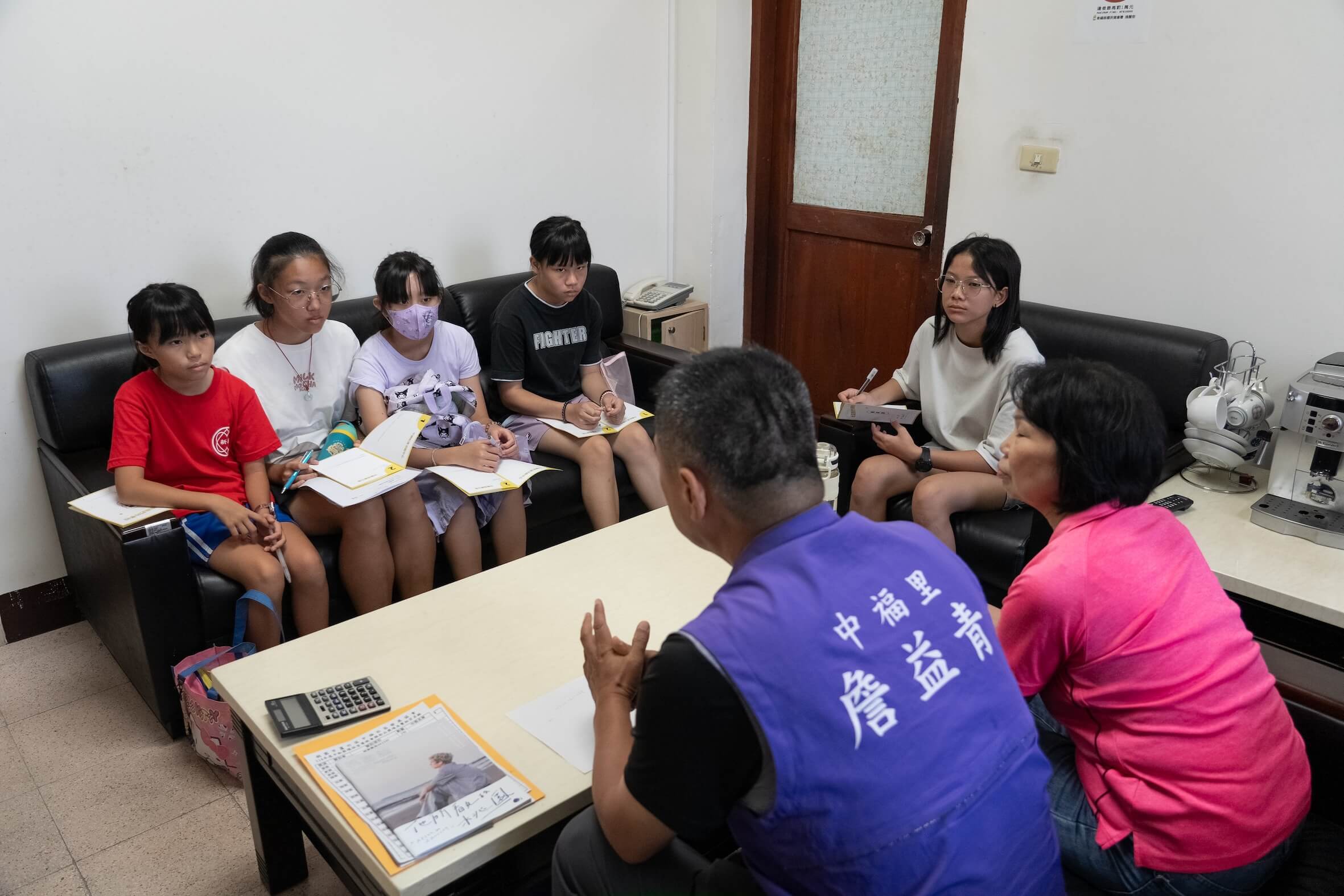 新興國小同學訪談詹益青里長里長勤務與職責