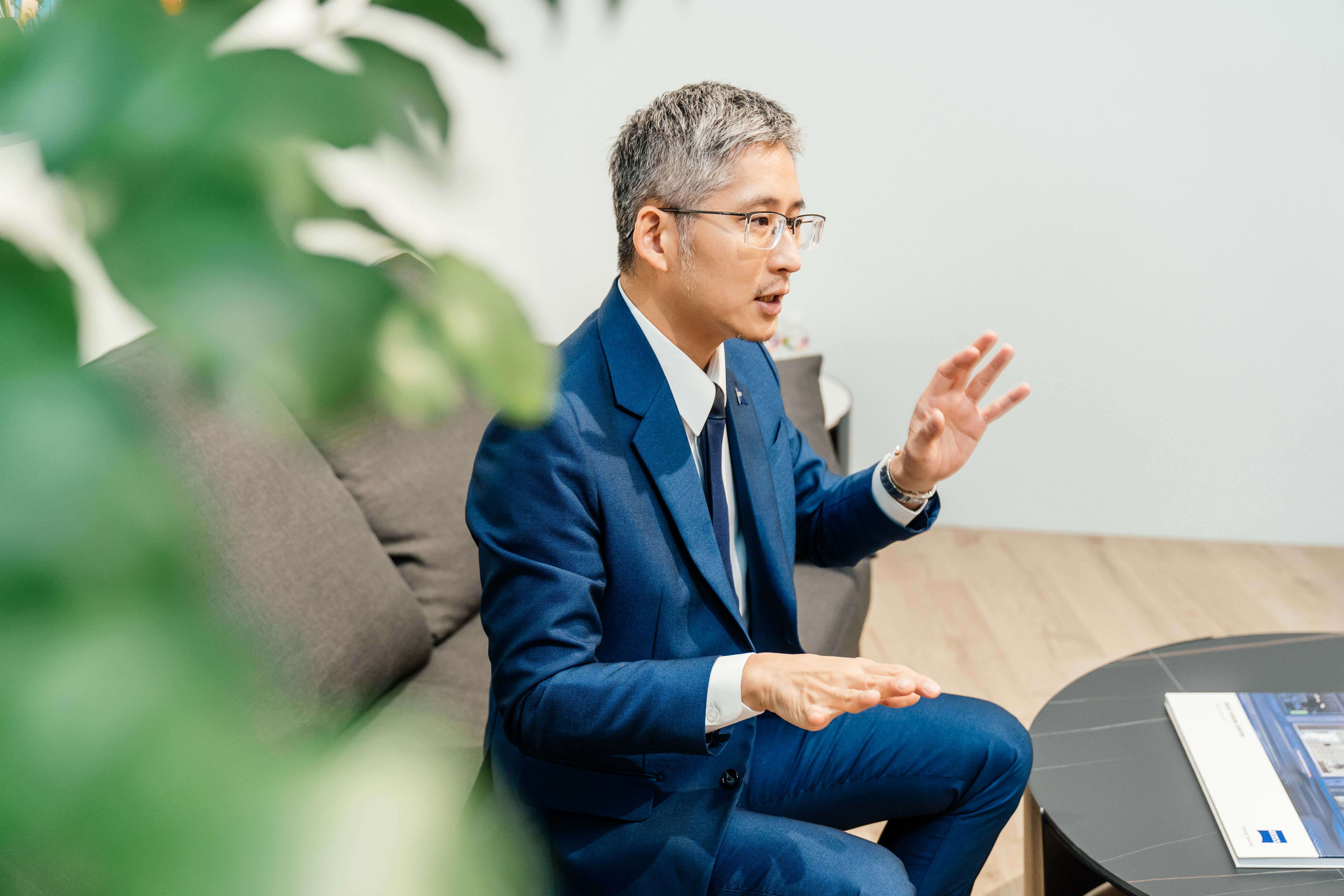 台灣蔡司視力保健行銷暨業務總監周信成