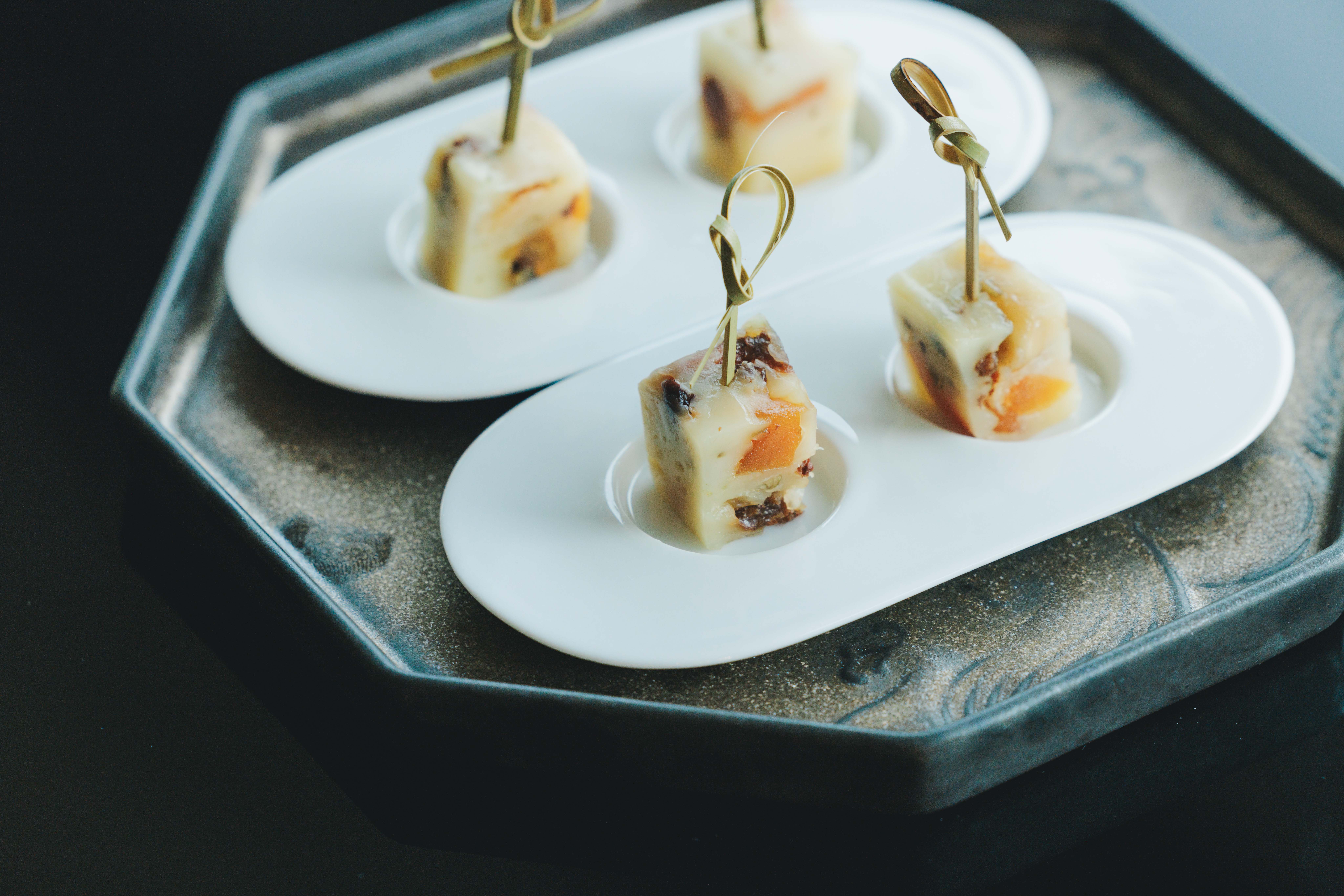 席前風味小碟——起司烏魚子