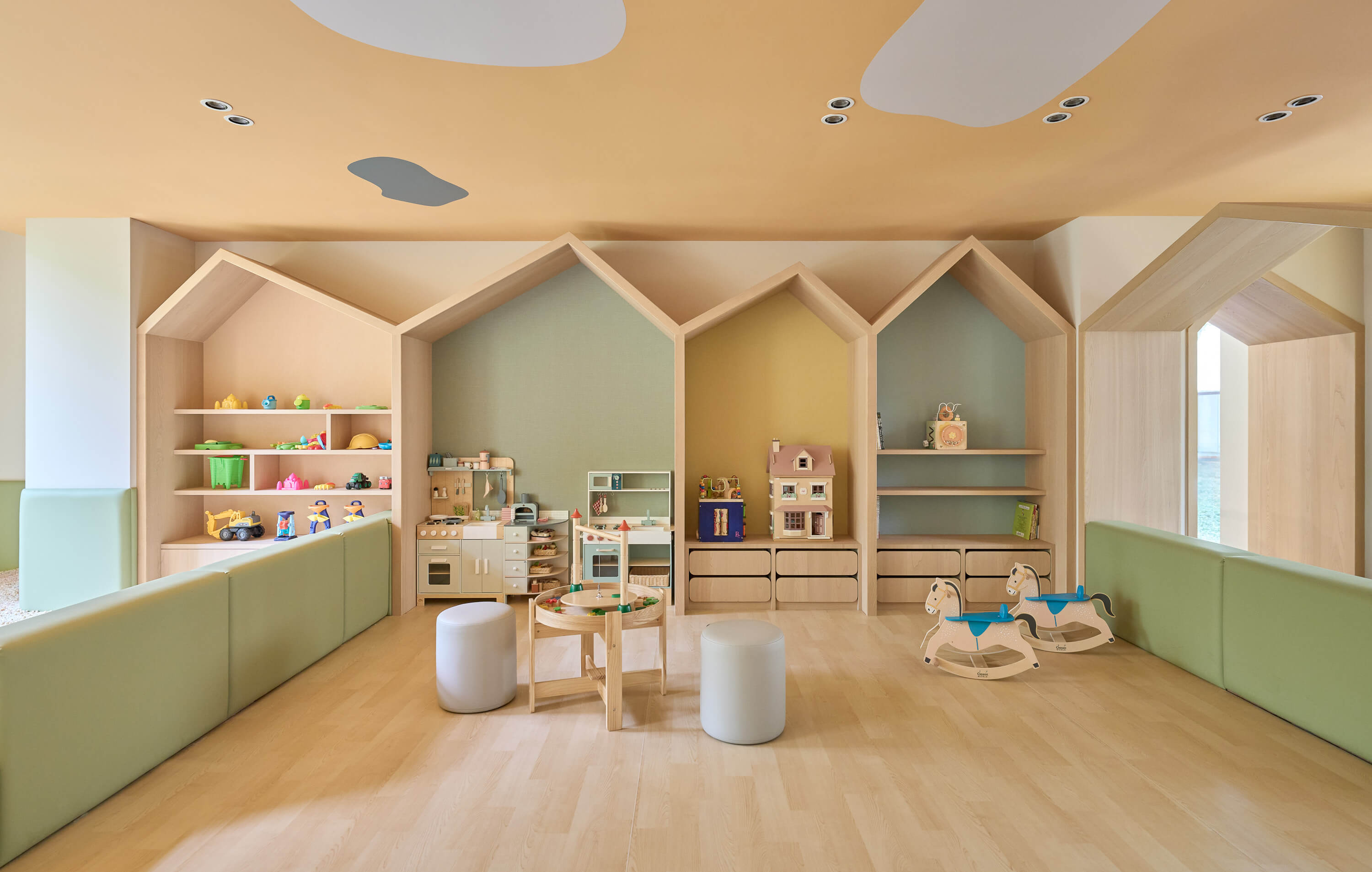 礁溪老爺酒店「育樂中心」期待讓三代同堂相聚同樂。