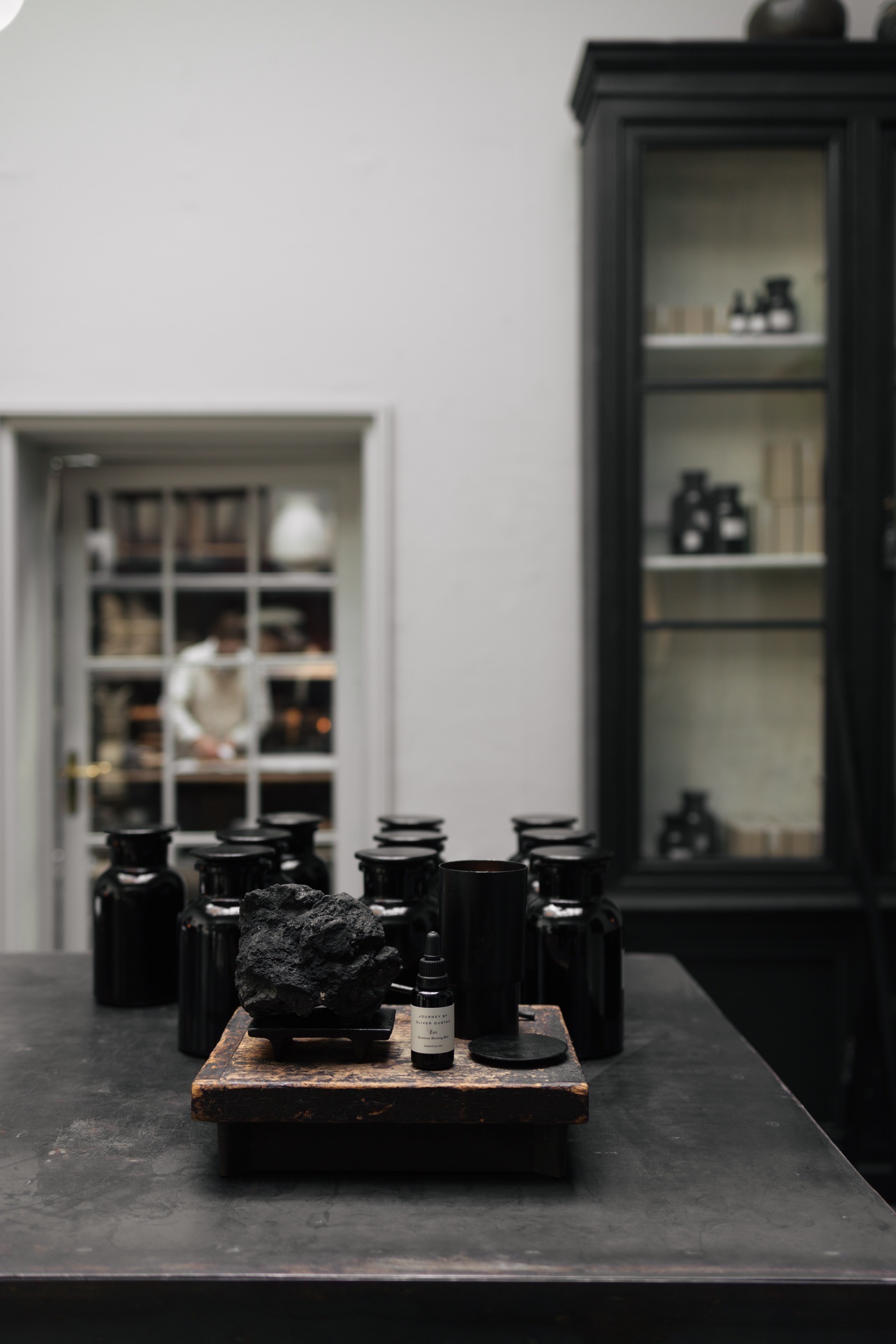 丹麥早晨餐桌＿丹麥清晨第一道曙光氣味：「Atelier.senseware」獨家代理丹麥哥本哈根獨立品牌「STUDIO OLIVER GUSTAV」的清晨曙光EOS香氛。