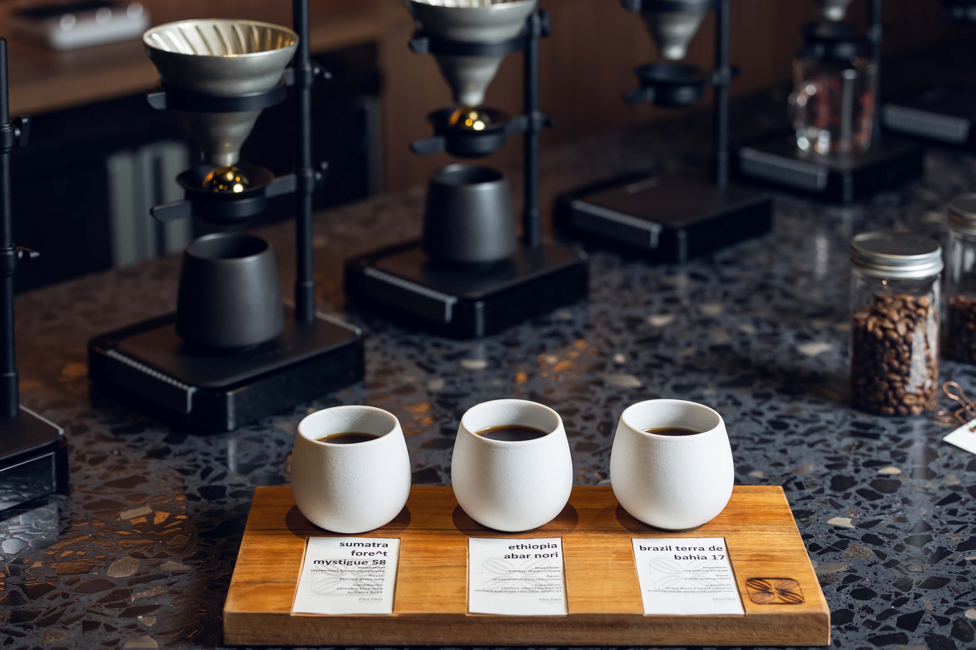 Fika Fika SHIU XIANG名為Coffee Sonata（咖啡奏鳴曲）的咖啡套組，截然不同又相互連貫的風味，有如奏鳴曲中的不同樂章。圖片提供／品牌