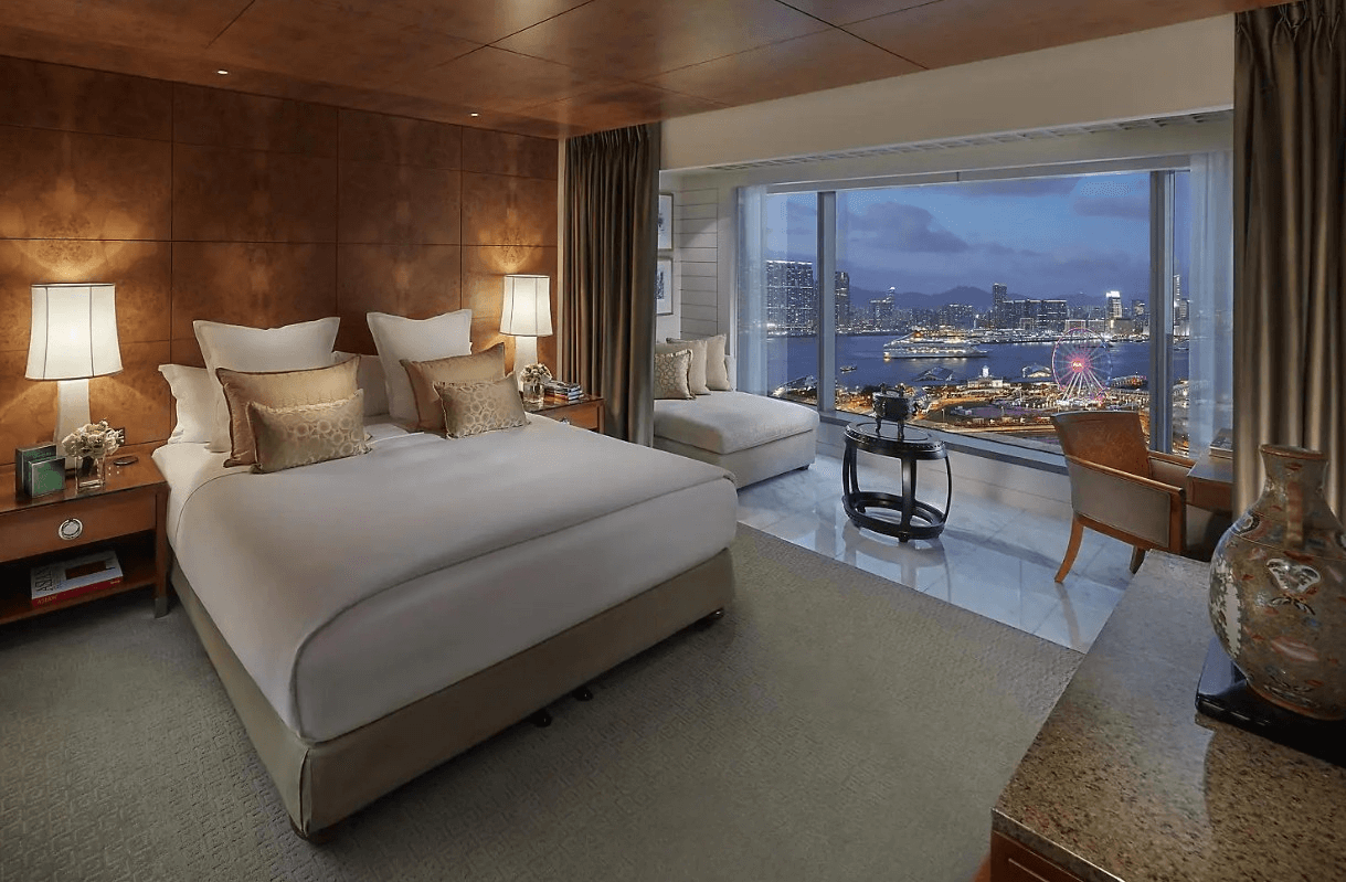 香港東方文華酒店房間設計結合現代奢華與東方傳統的魅力迷倒無數旅人。圖片來源／香港東方文華酒店