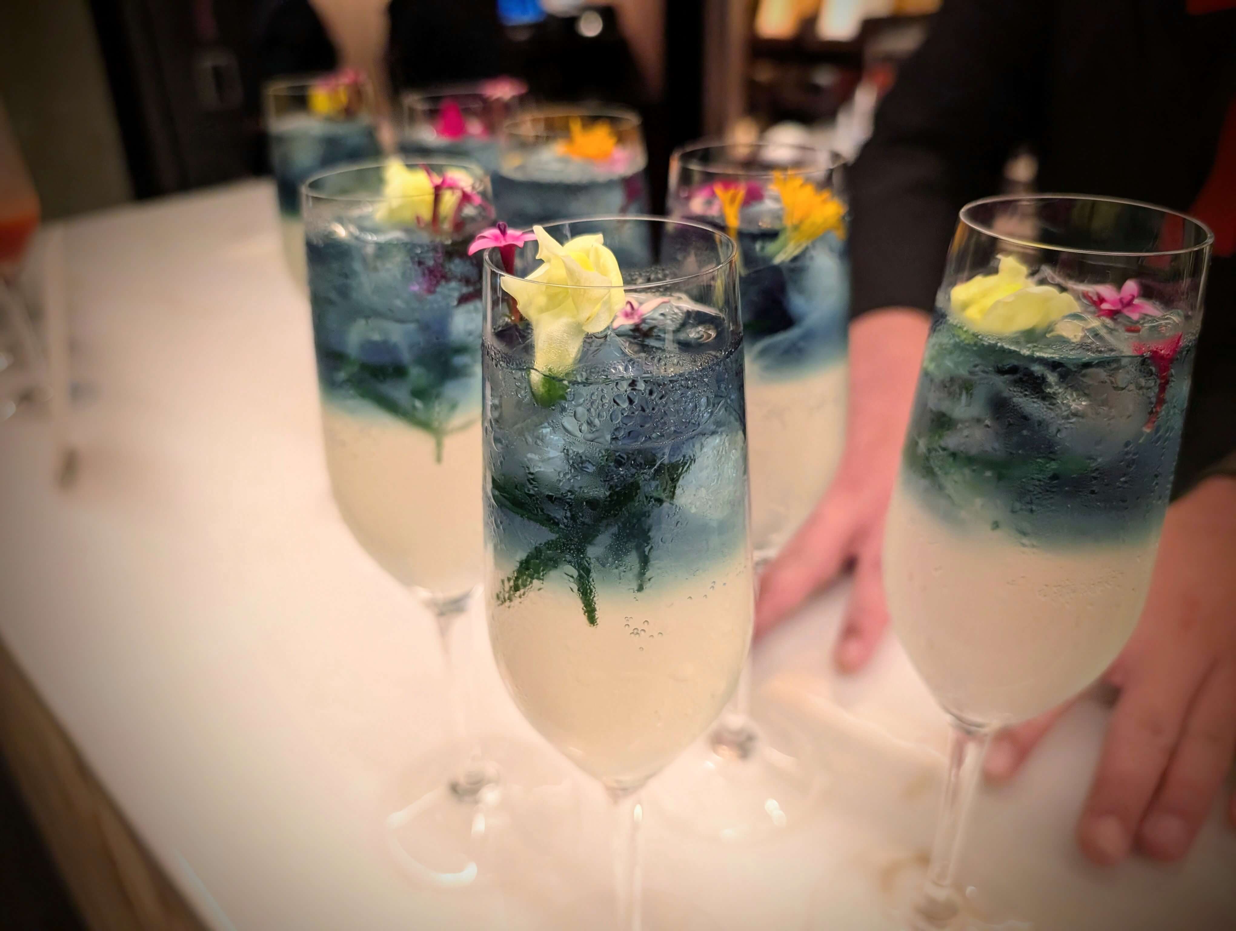 各種基酒調製不同特色雞尾酒，可輕巧酸甜，亦有濃厚層次。（攝影／高麗音）