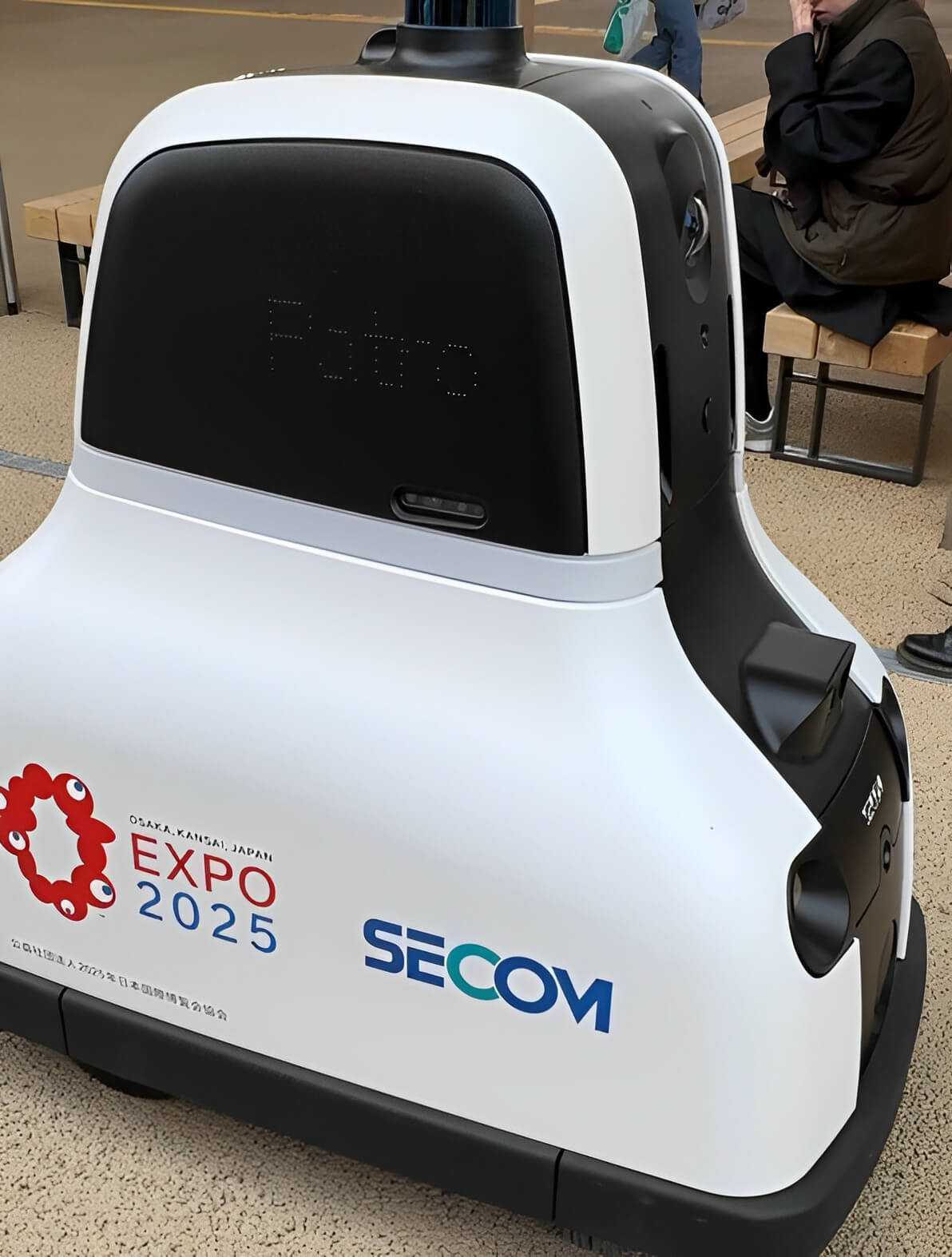 巡邏機器人。攝影／蘇祐萱