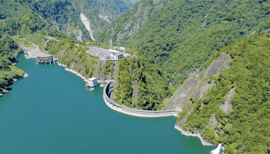 大甲溪發電廠所在之流域已成為淺山親水性生物（如水鳥等）棲息、活動的新樂園。（照片提供：台電）