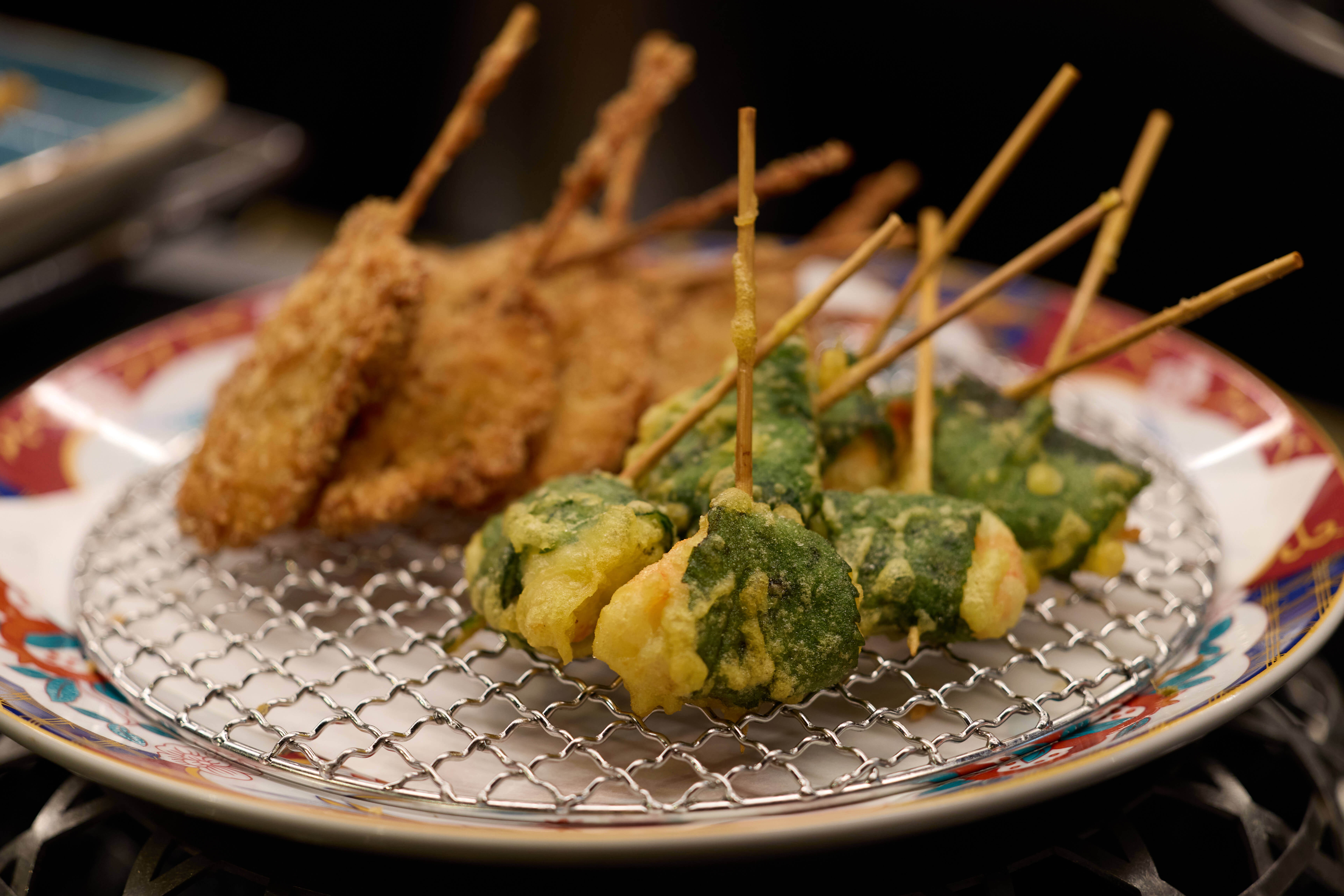 旭集台中店限定菜色- 和揚｜麻薏蝦仁串炸