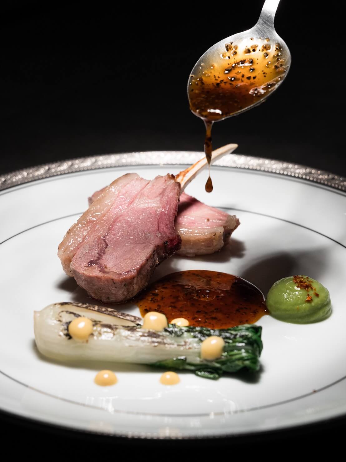 鹽麵團烤羊。圖片提供：LIN Restaurant