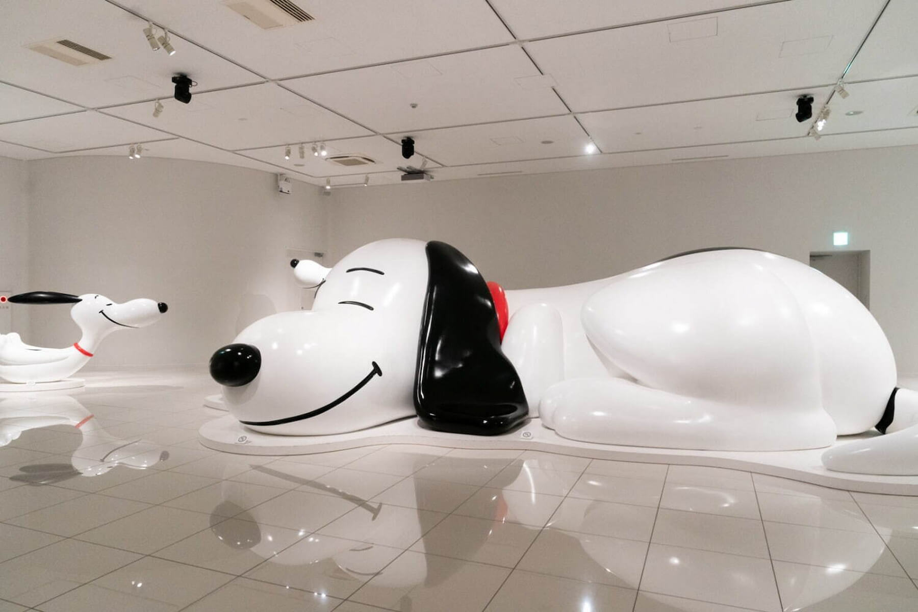 巨型史努比雕塑(圖/Snoopy Museum Tokyo)