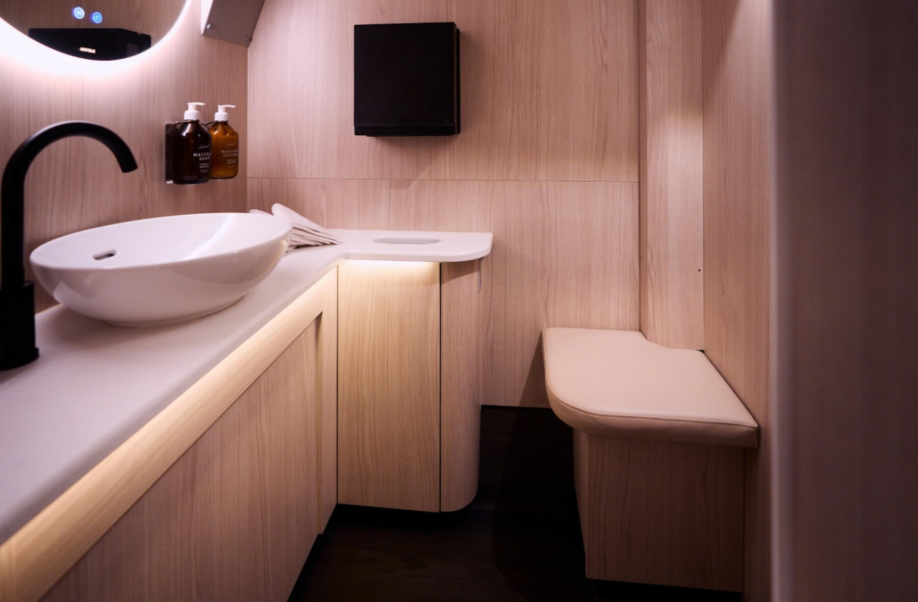 Twiliner盥洗空間明亮清爽。（圖片來源／Twiliner）