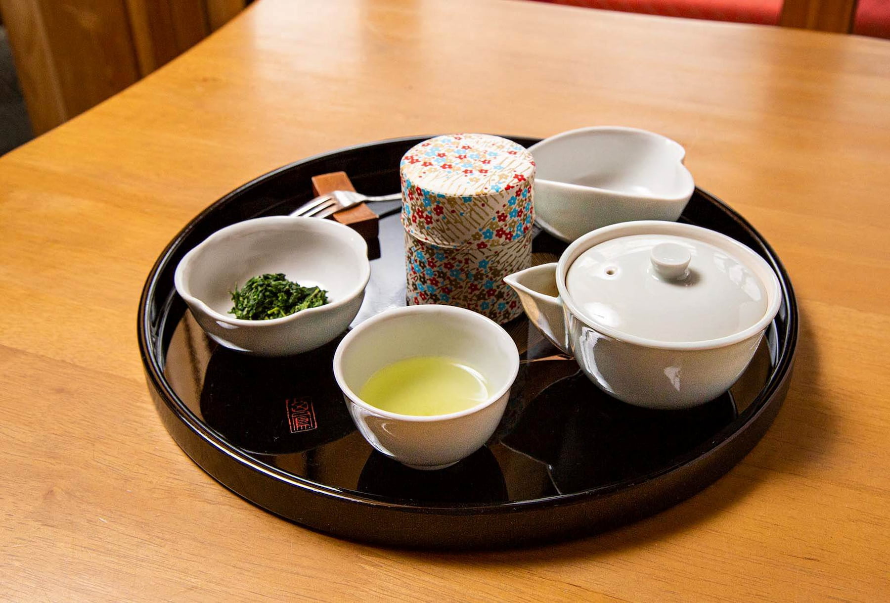 宇治茶道場「匠之館」品嘗道地宇治茶。圖片來源|京都府觀光連盟