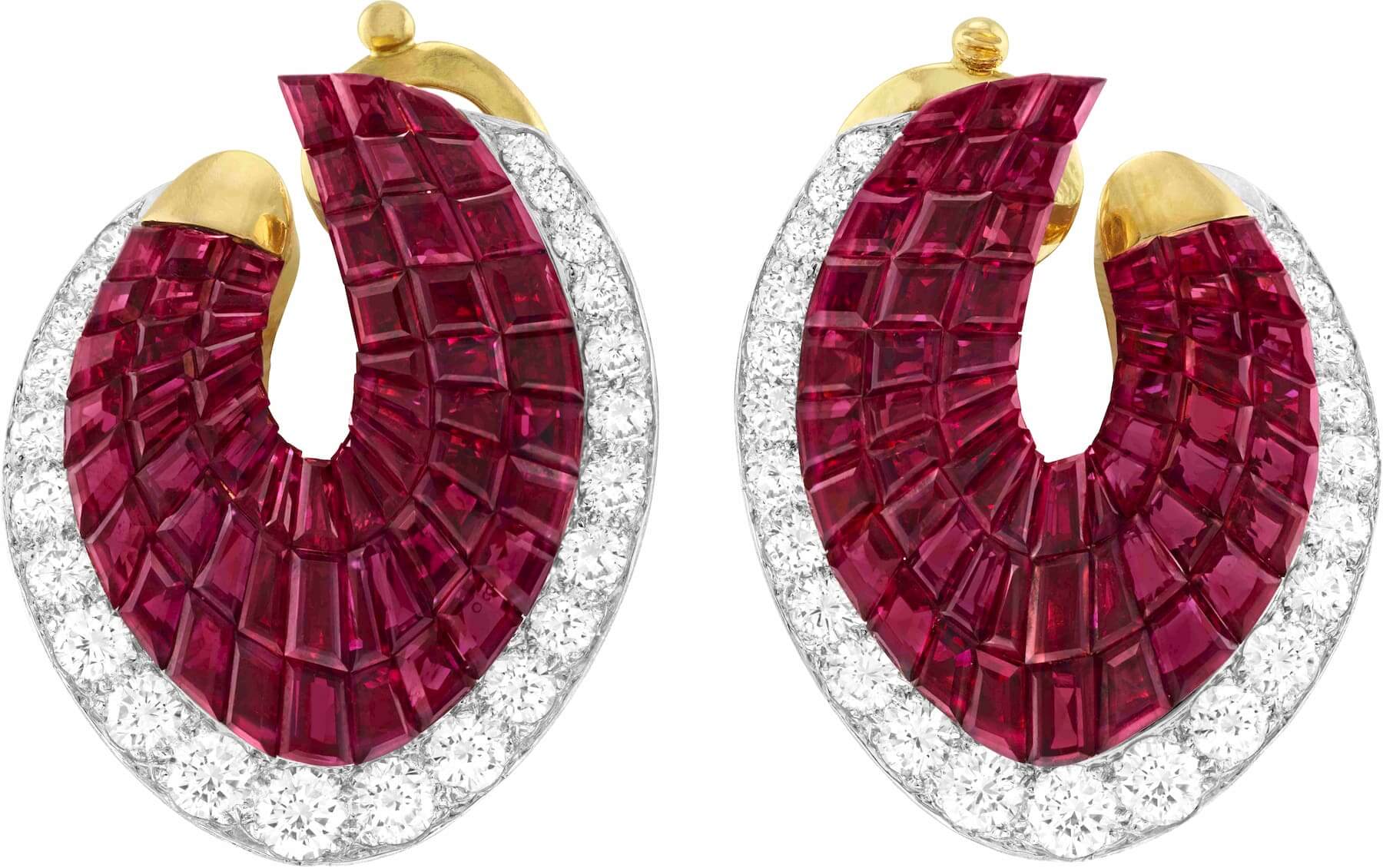 Muscade耳環，1990年_鉑金、黃K金、白K金、Traditional Mystery Set傳統隱密式鑲嵌紅寶石、鑽石