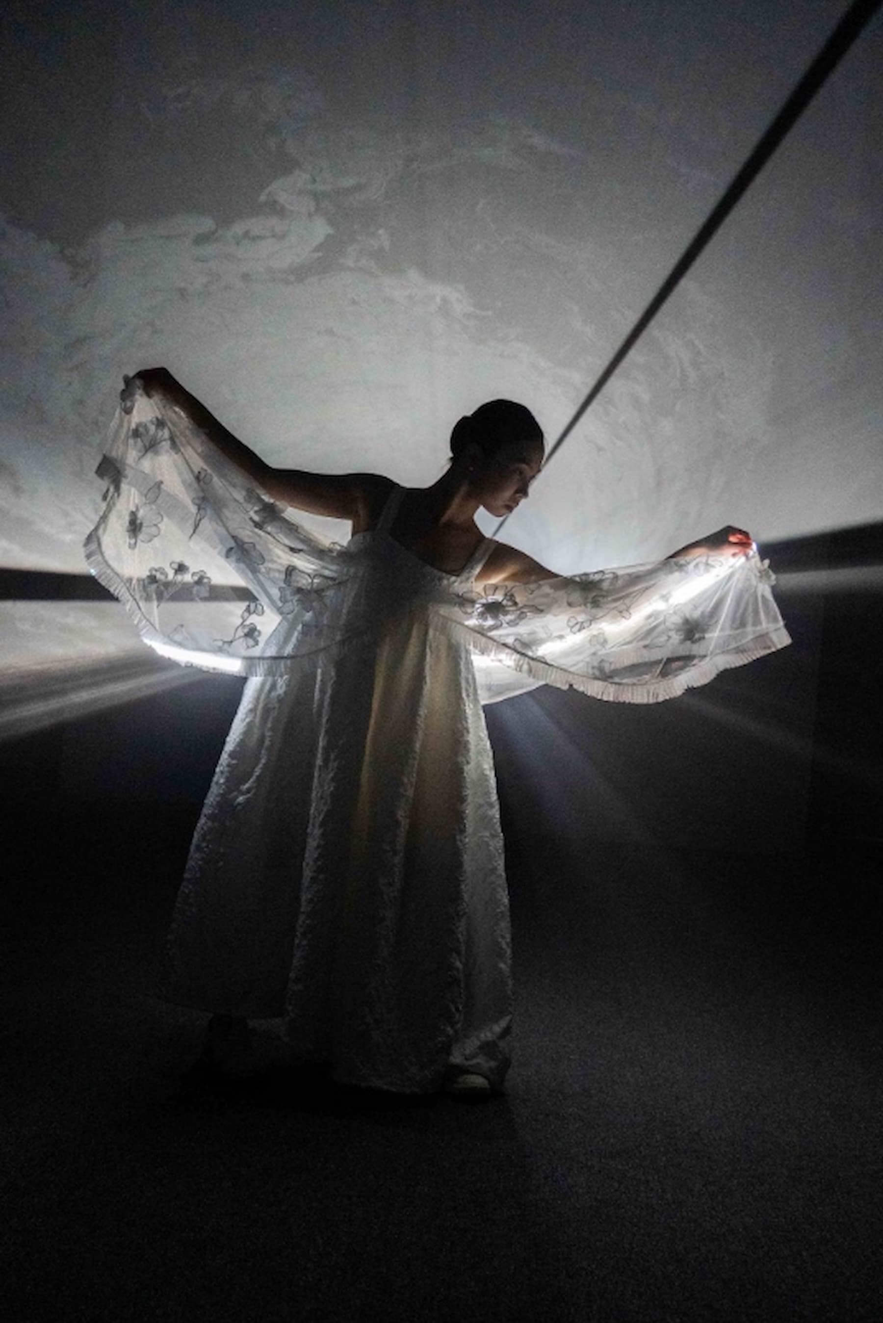 榮獲國際金獎舞團B.DANCE，結合展覽獨創三段式當代舞演出。（圖片來源／富邦美術館）