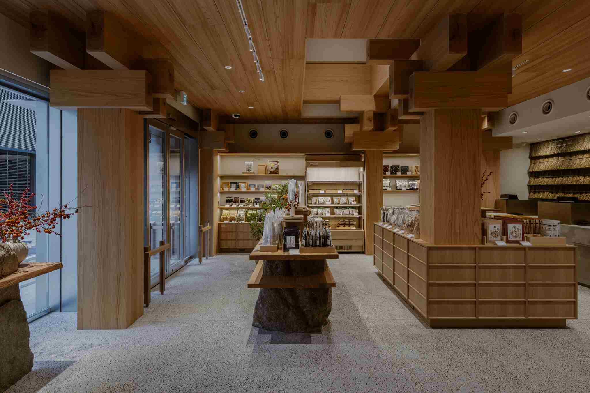茅乃舍Kayanoya Ginza東京銀座店。圖片來源｜Kengo Kuma and Associates (© Keishin Horikoshi/SS)
