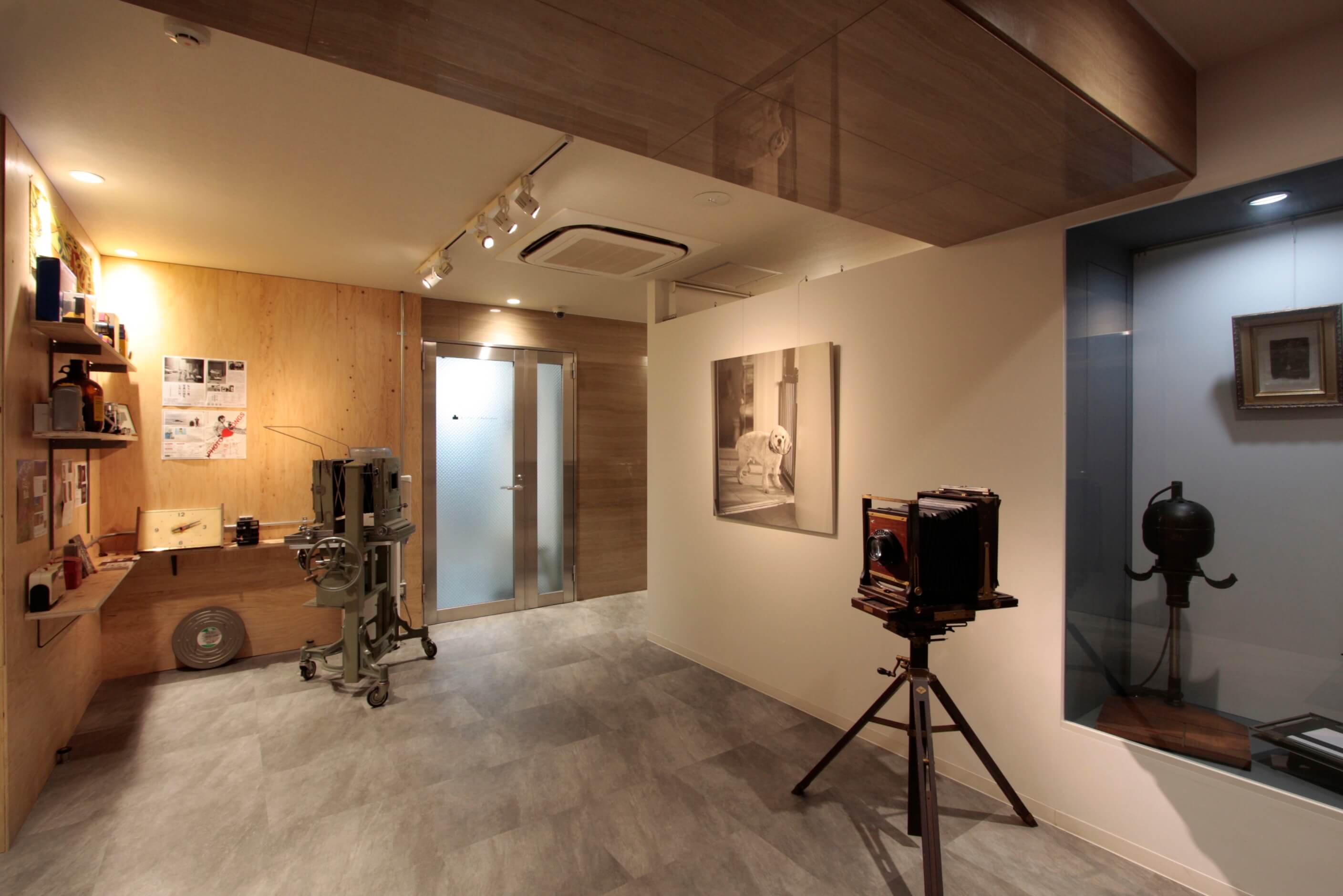 Atelier Chataigne自2016年開始活躍於東京，致力於傳承和發展傳統底片攝影和古典技法，為底片攝影愛好者和專業人士的集中地。
