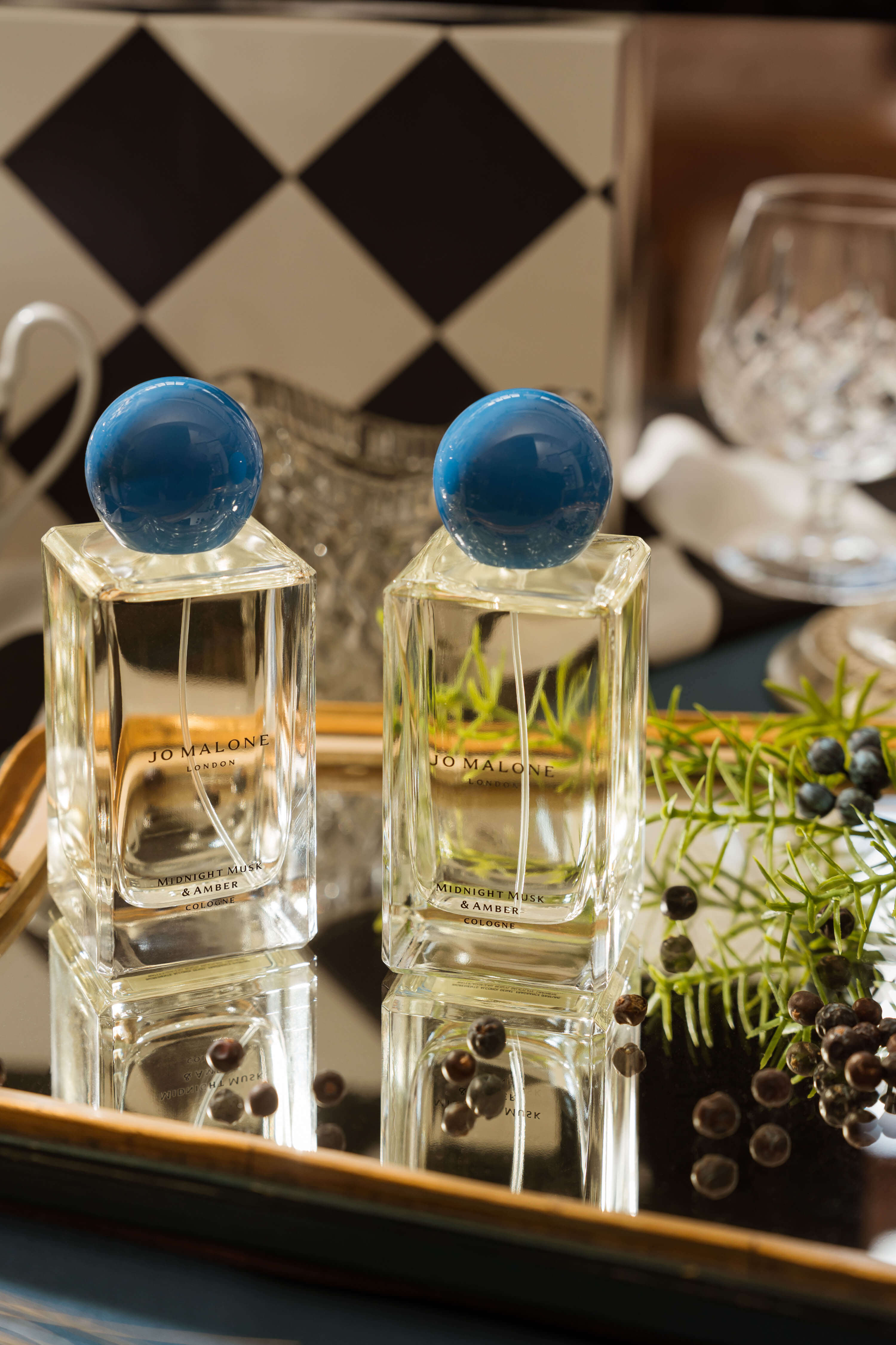 香調結構： 初調杜松子 / 中調琥珀 / 基調午夜麝香