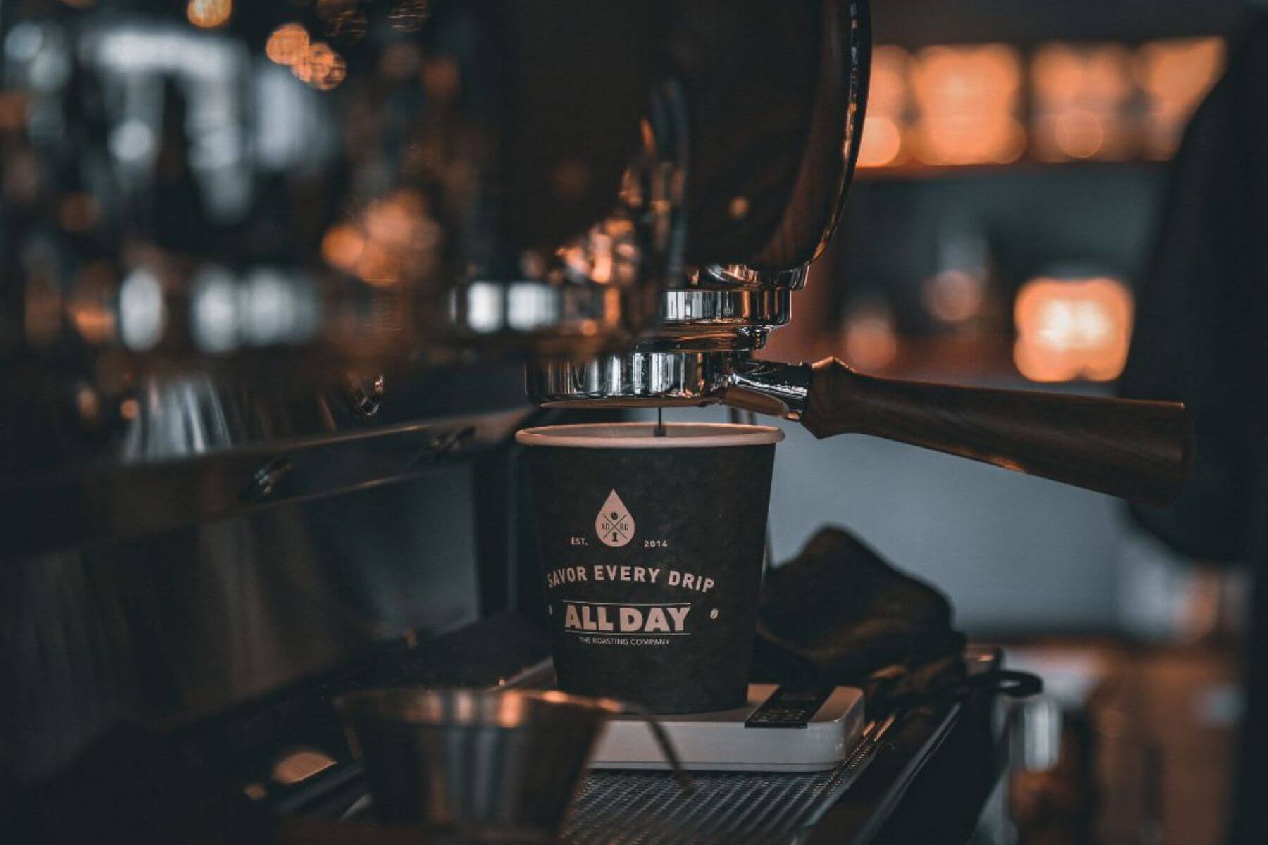  ALL DAY 是 Louis Vuitton City Tour Guide 推薦的魅力咖啡廳。（圖/ALL DAY ROASTING COMPANY）