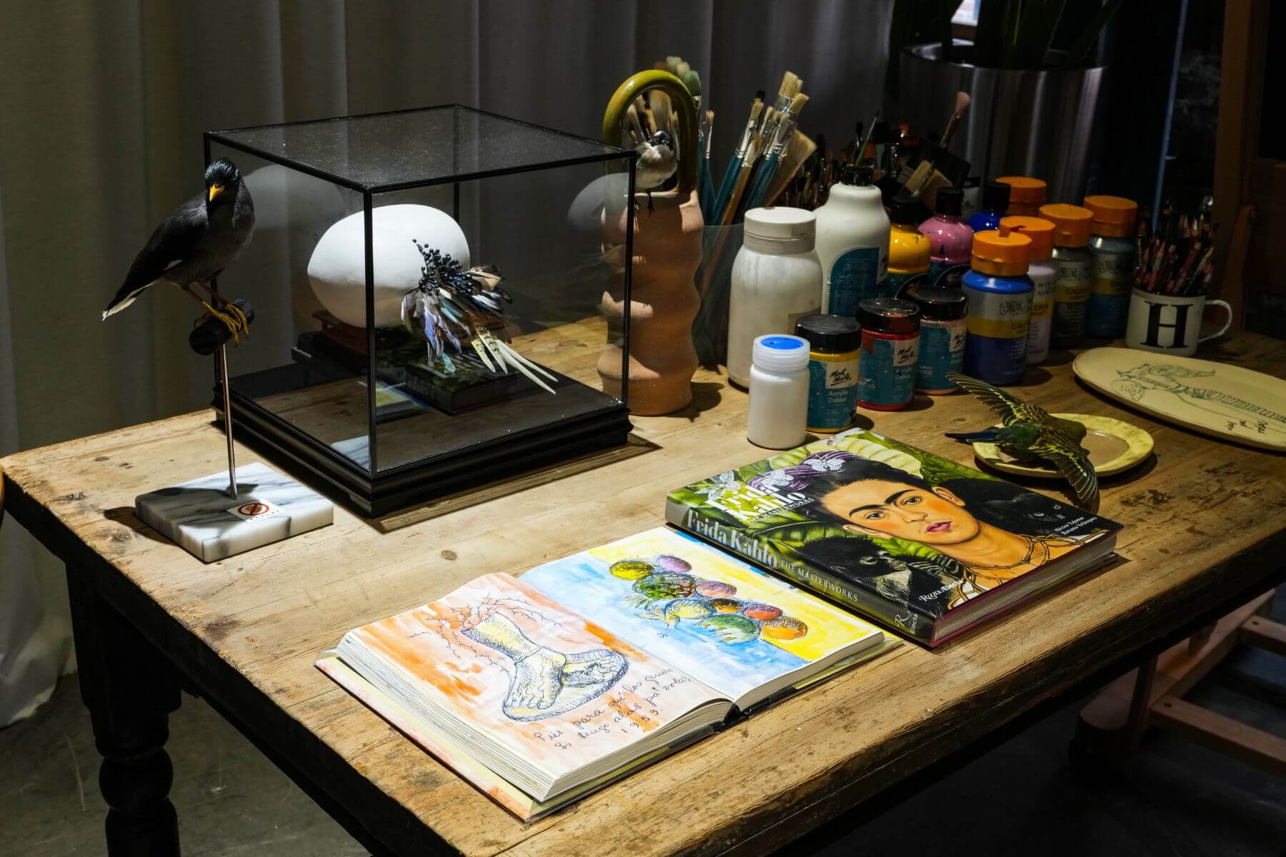 現場放置卡蘿日記提供現場民眾翻閱。