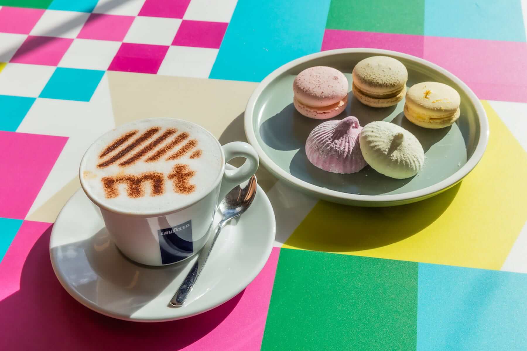 mt展覽期間，eslite café推出「mt下午茶」。