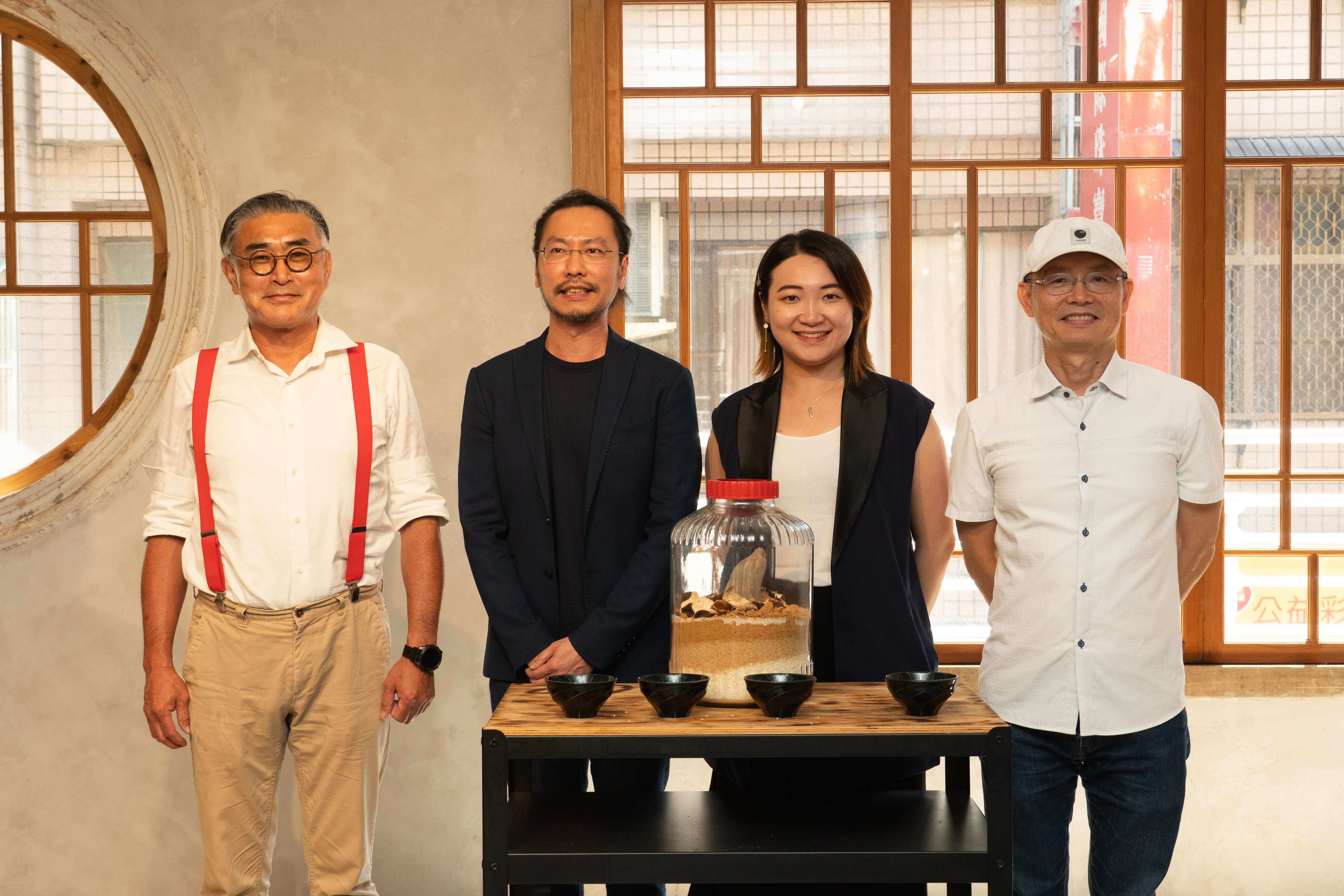 開幕儀式，左起陳千浩、王鵬、李芮君、陳添順。