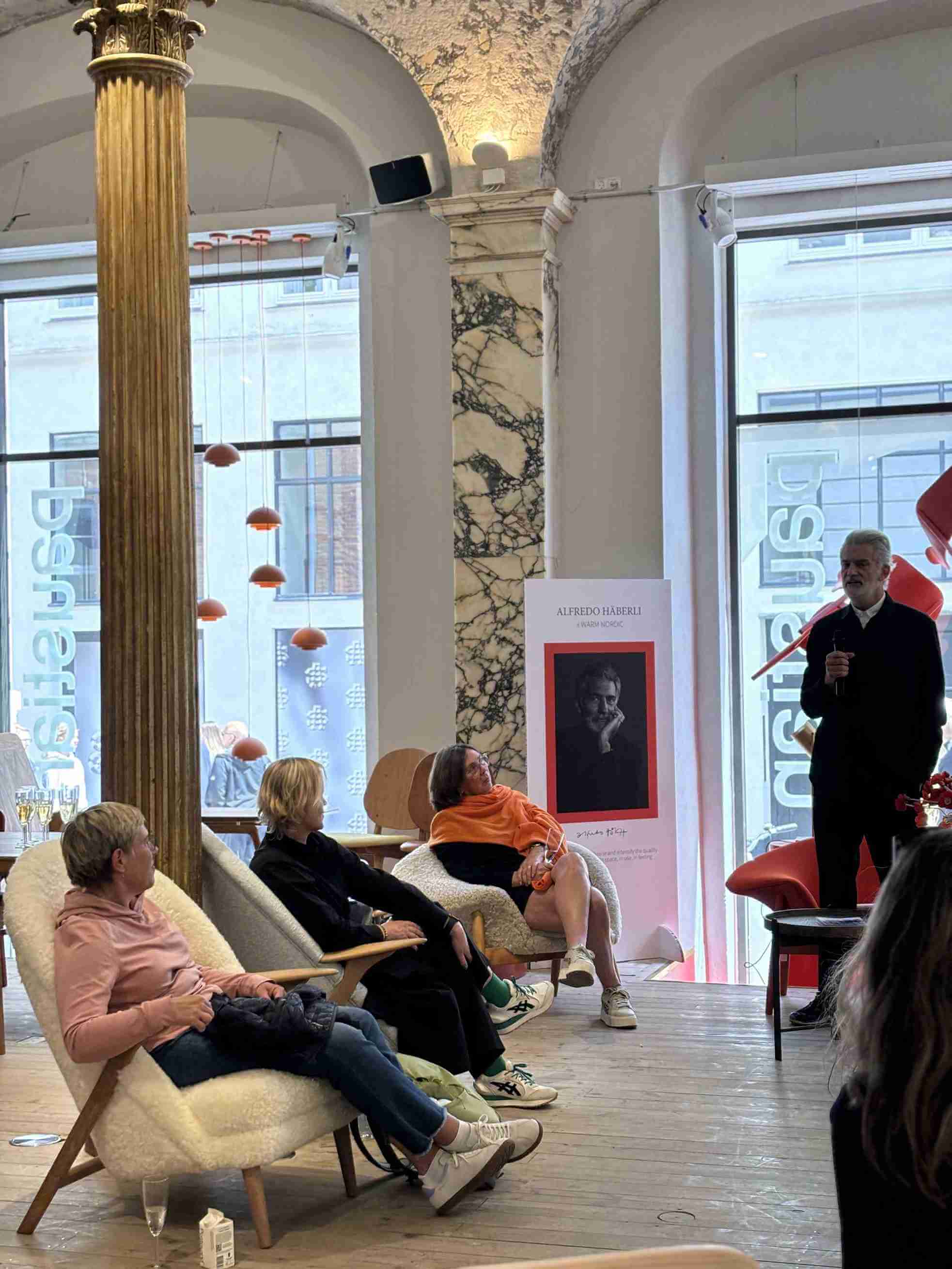 在丹麥設計節，可近距離與明星設計師對談。圖片來源／he VG House