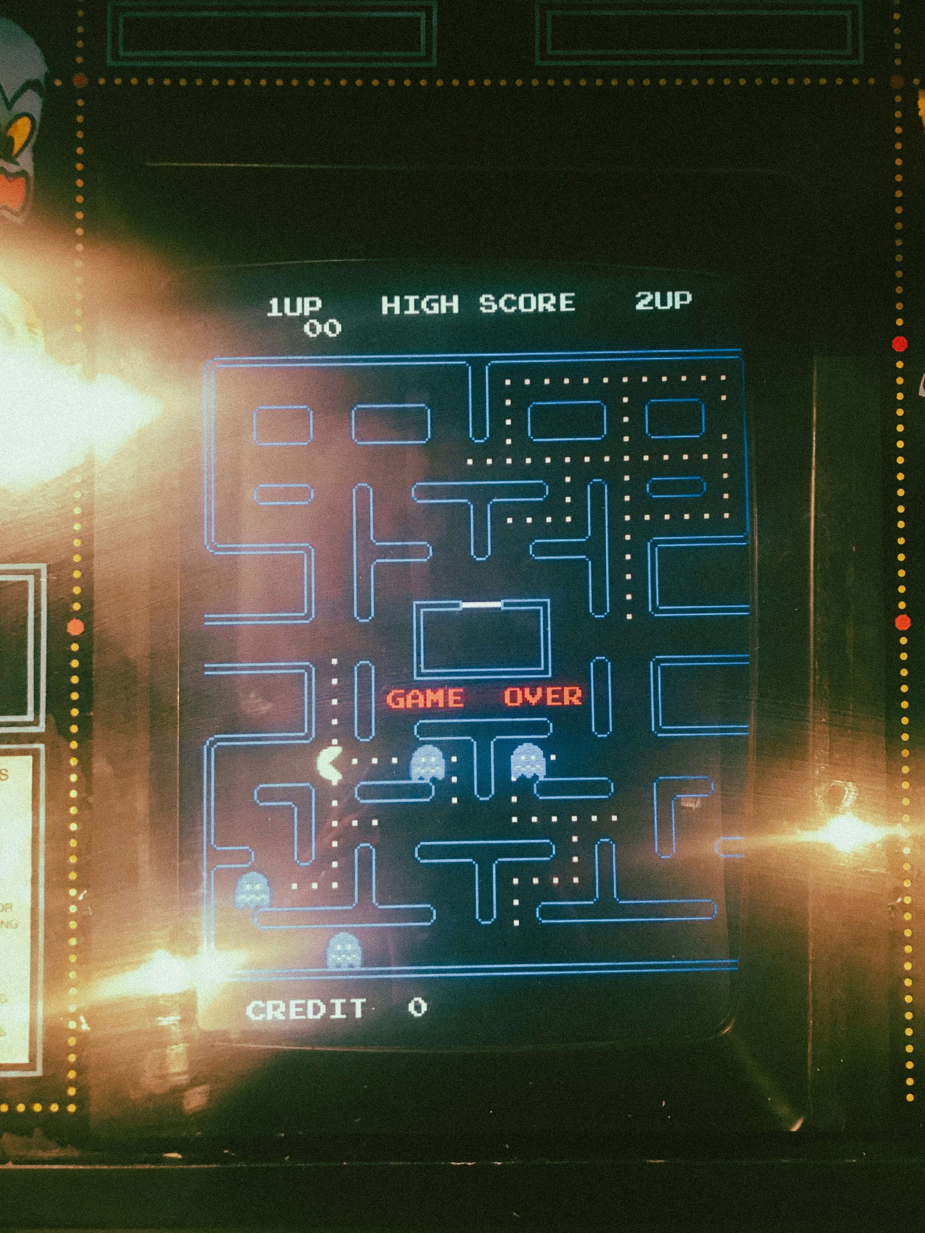 小精靈(Pac-Man) 遊戲。