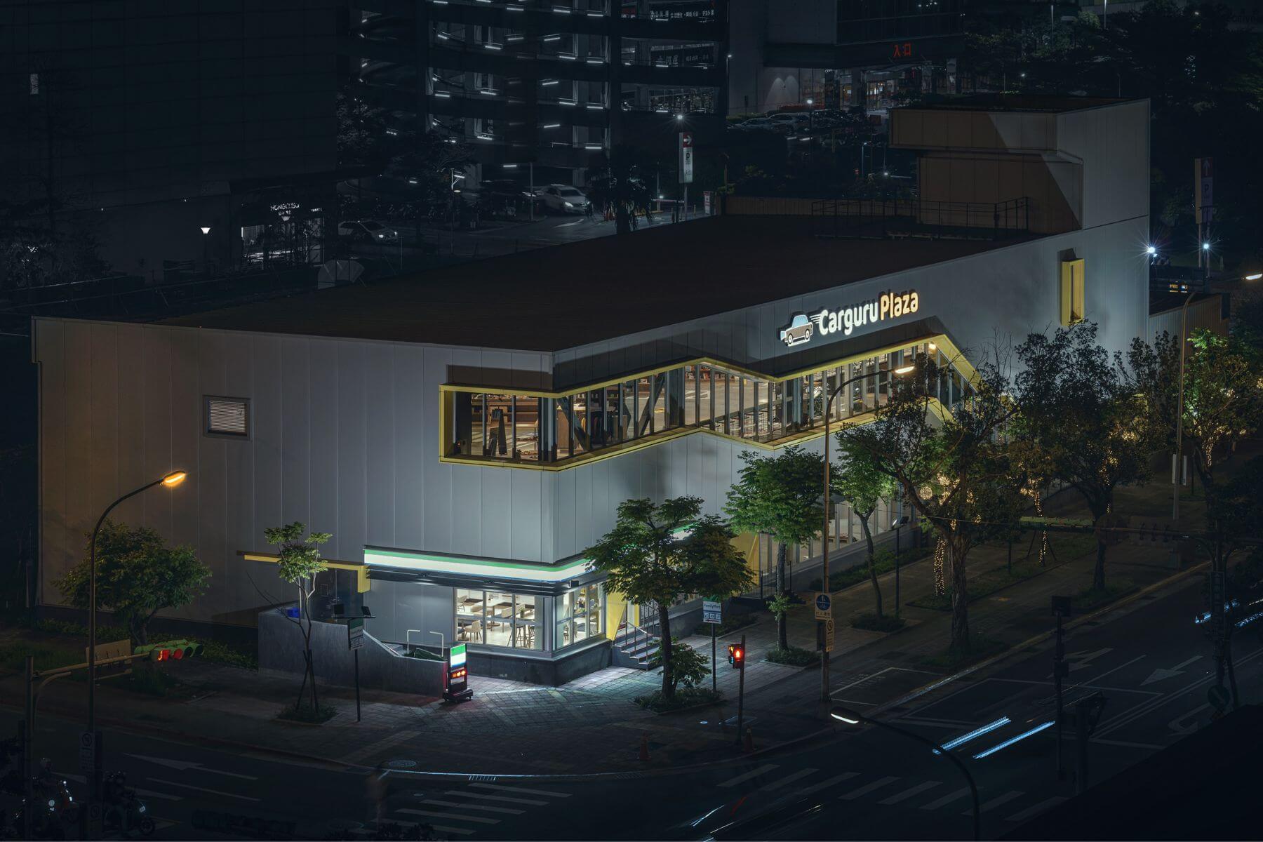 2022年，十彥建築師事務所協助太古集團進改造內湖工業廠房，以「打開工廠」的概念與城市對話，獲得「2023台北老屋新生大獎」的殊榮。（圖片／十彥建築師事務所）