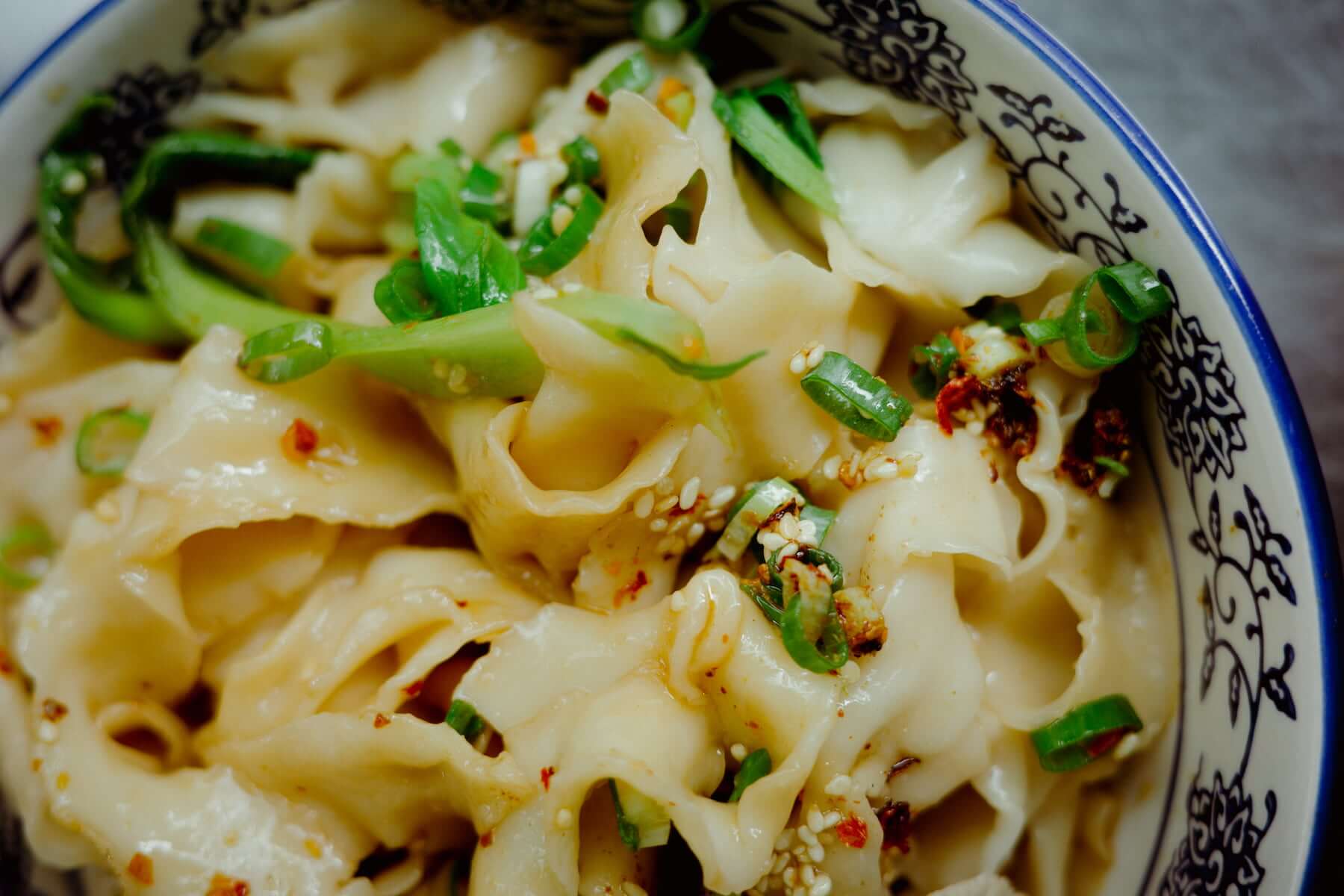 攪拌後，酸辣甜味兼具。