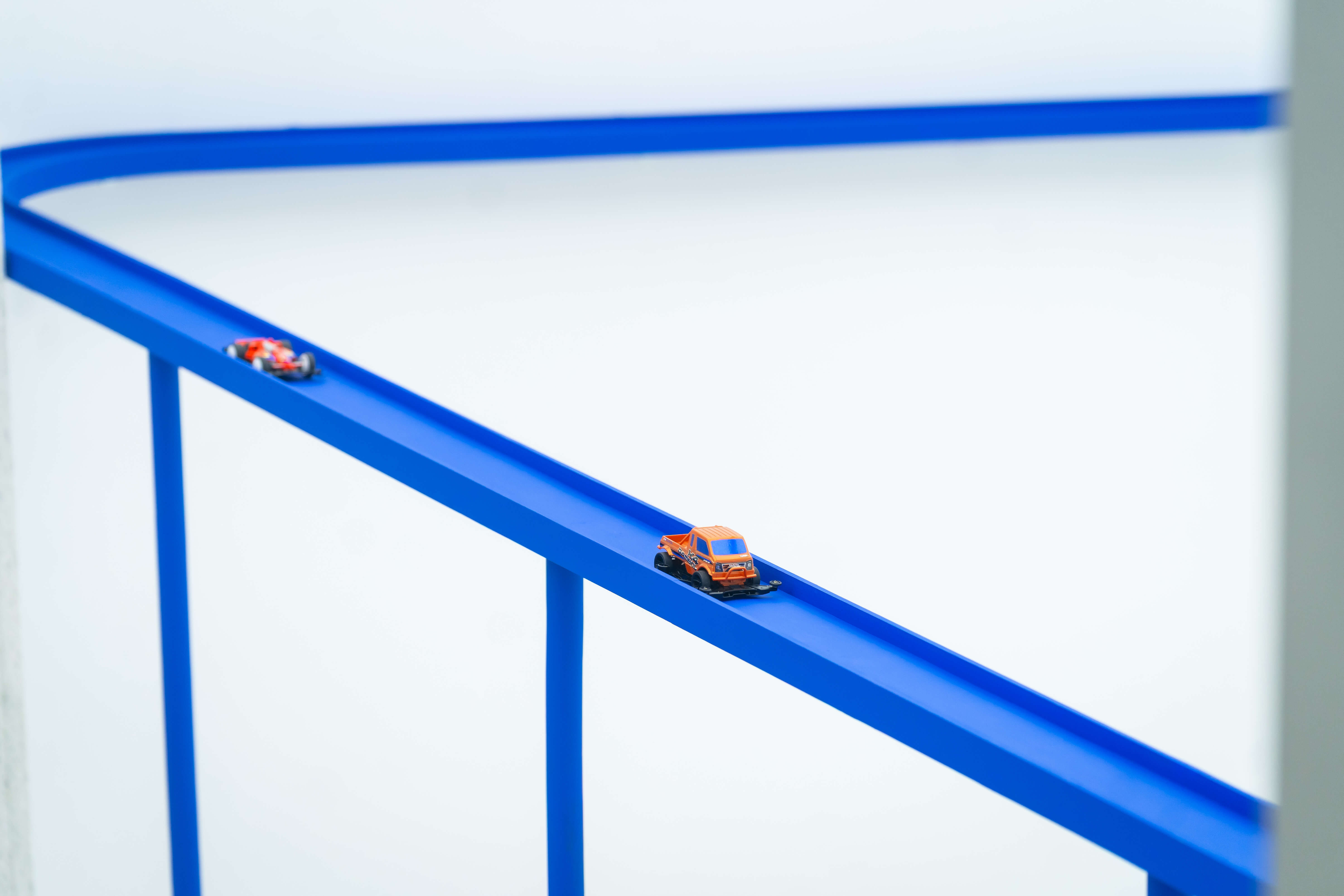 《慢速迷你4DW──逃離現代價值觀》- 日本藝術家YANG02