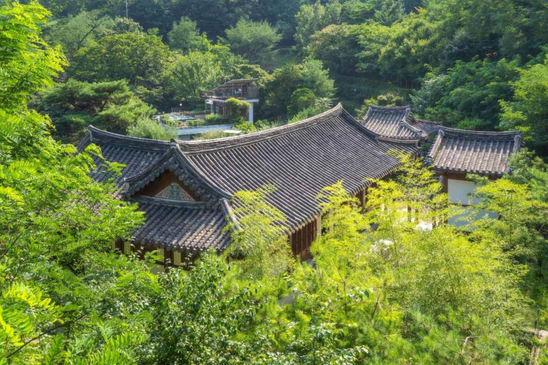 清雲文學圖書館。圖片來源｜ⓒKorea Tourism Organization - Jeong Kyujin