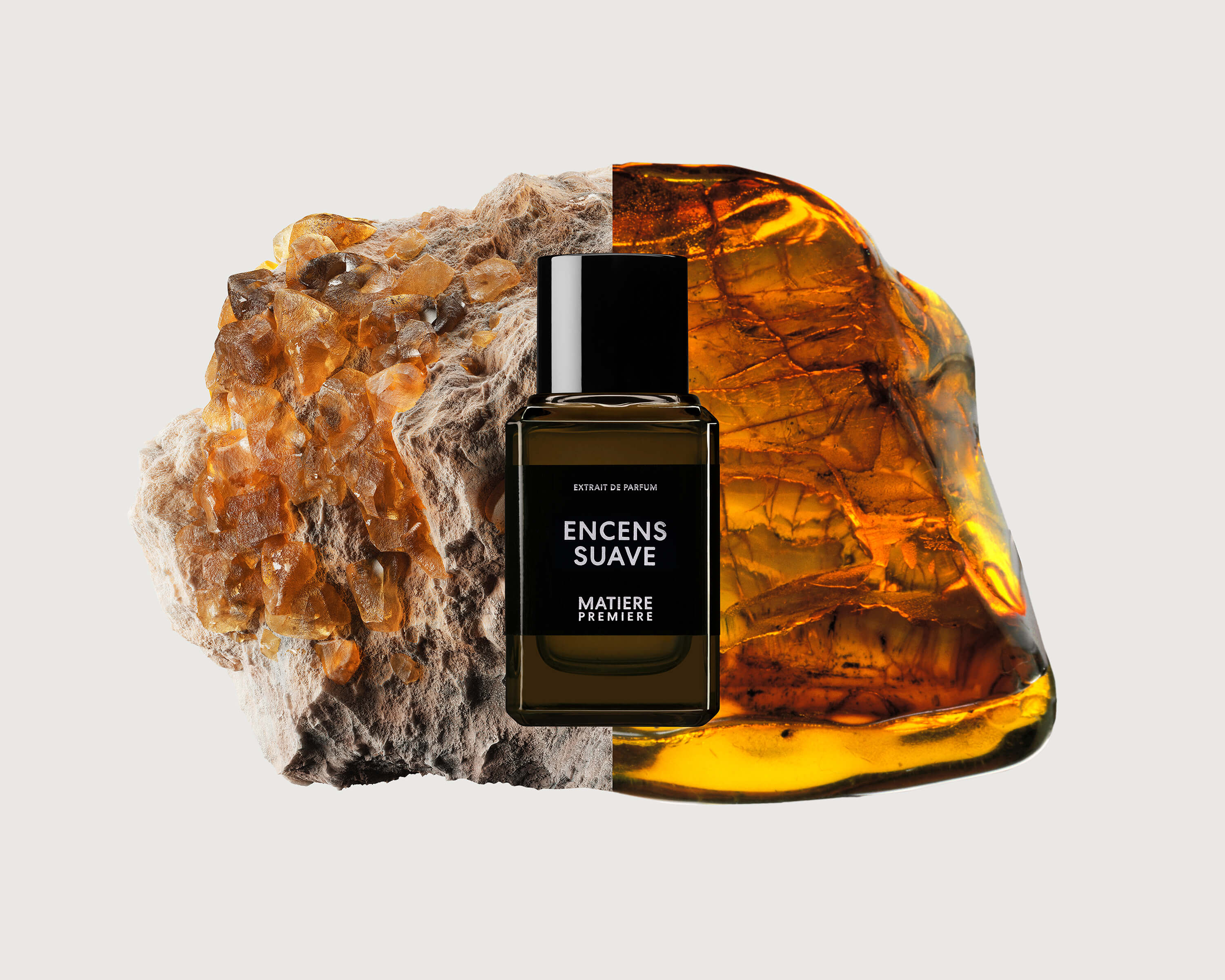 核心香材：希臘番紅花精油（Saffron Oil Greece） 衛星香材：索馬利亞焚香、麝香、龍涎香