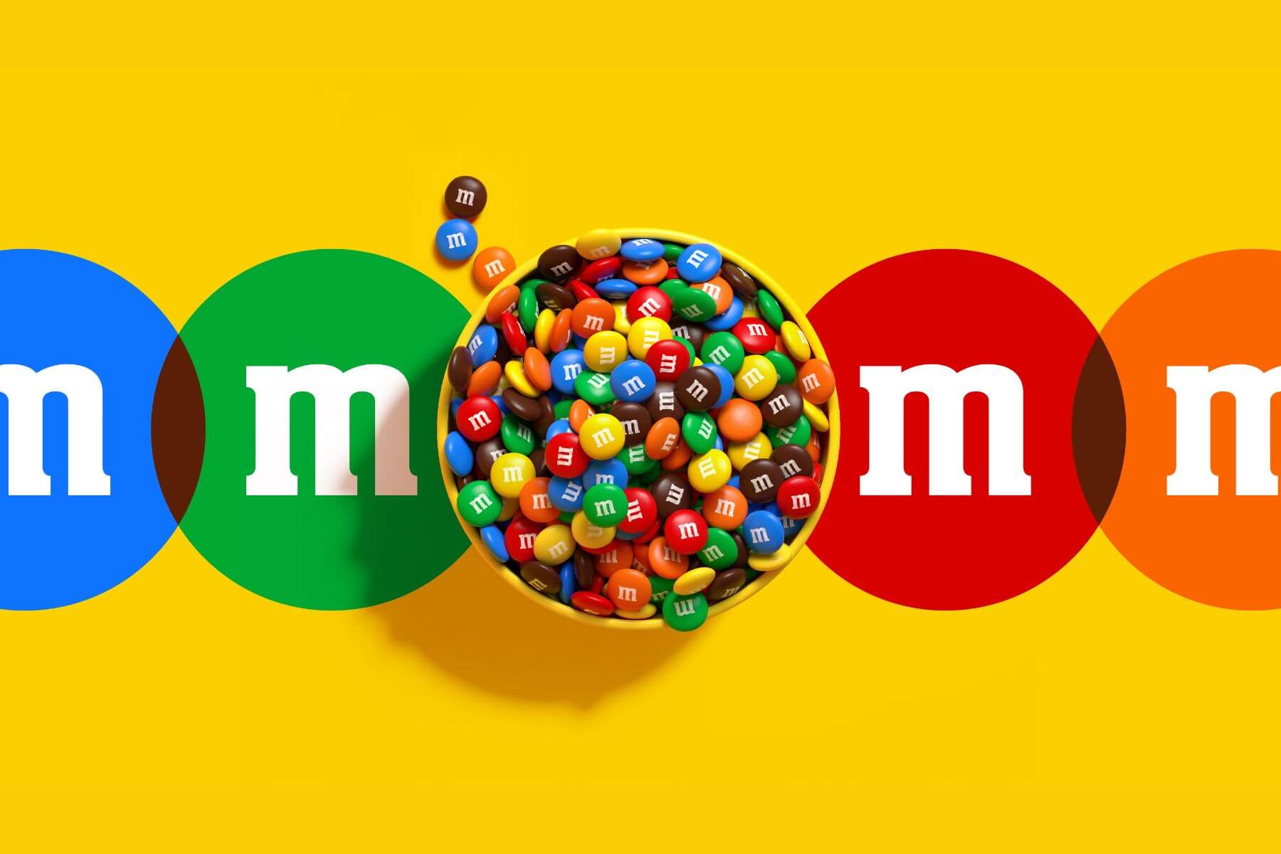 以「Everyone Belongs」為核心，Charles Nix為家喻戶曉的巧克力品牌M&M'S所設計的客製化字體。