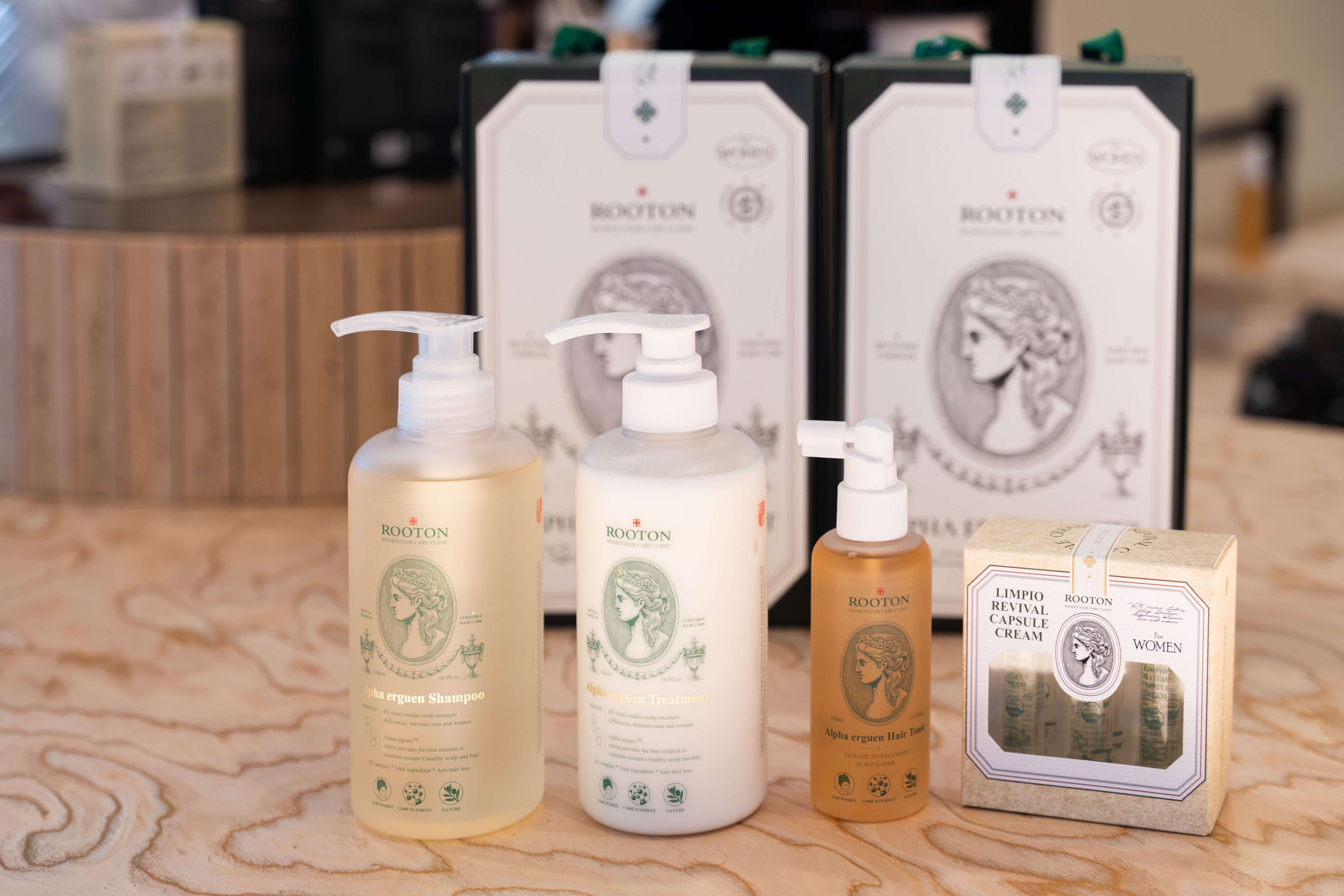 101限定「完善奇蹟組」包含甦活植萃洗髮精、甦活植萃護髮素、甦活植萃髮根噴霧與奇蹟復甦精萃綠瓶（左起）。