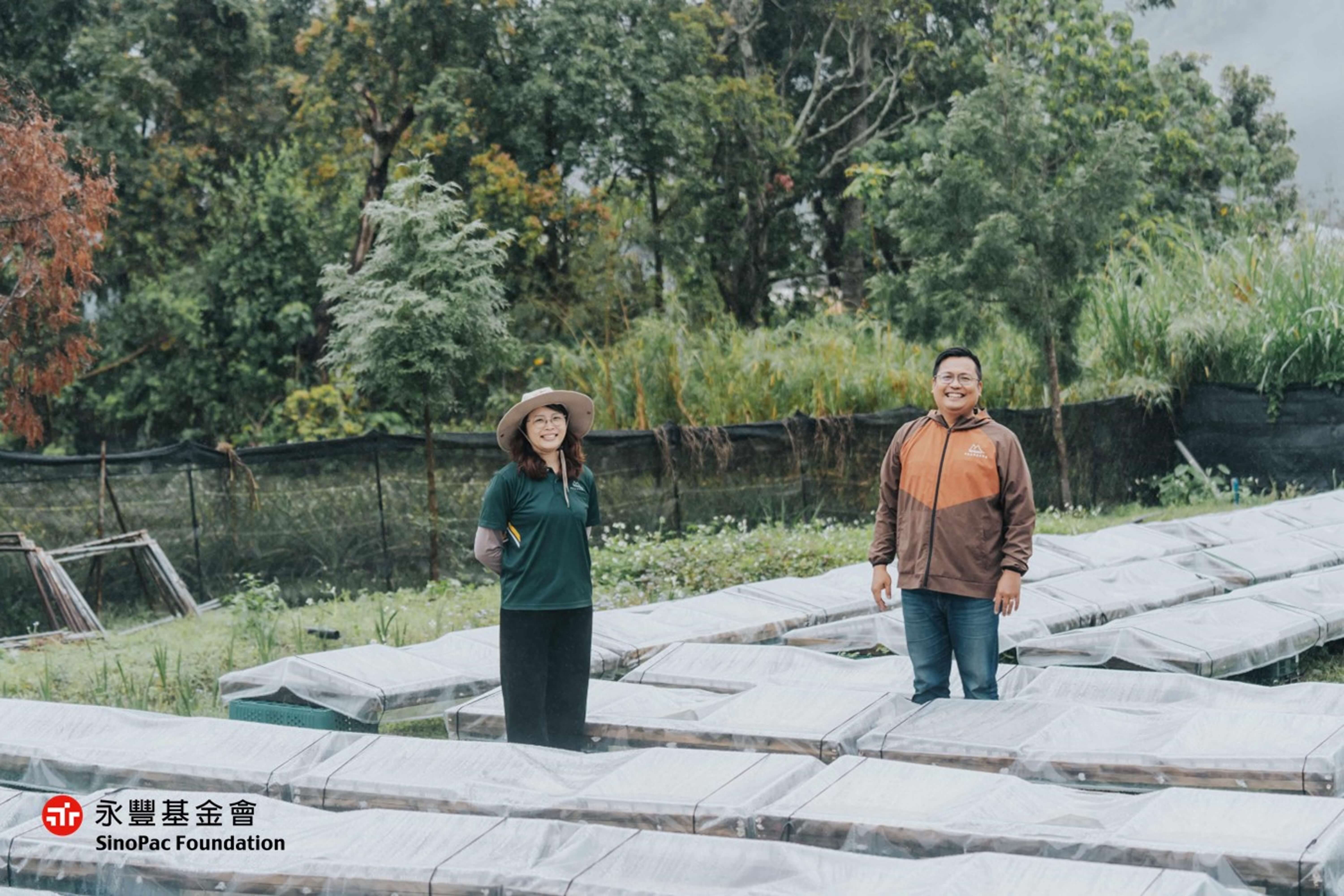 台東延平的「布拉谷」，由青世代成立合作社共產共銷，回饋資源照護部落長幼。