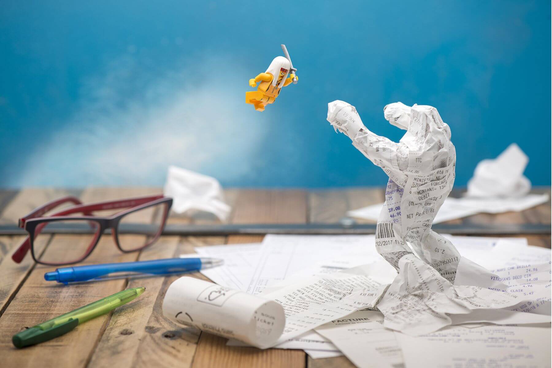 看啥小—微型藝術博物館Samsofy《Kill the bill》，電影《追殺比爾》致敬作品。