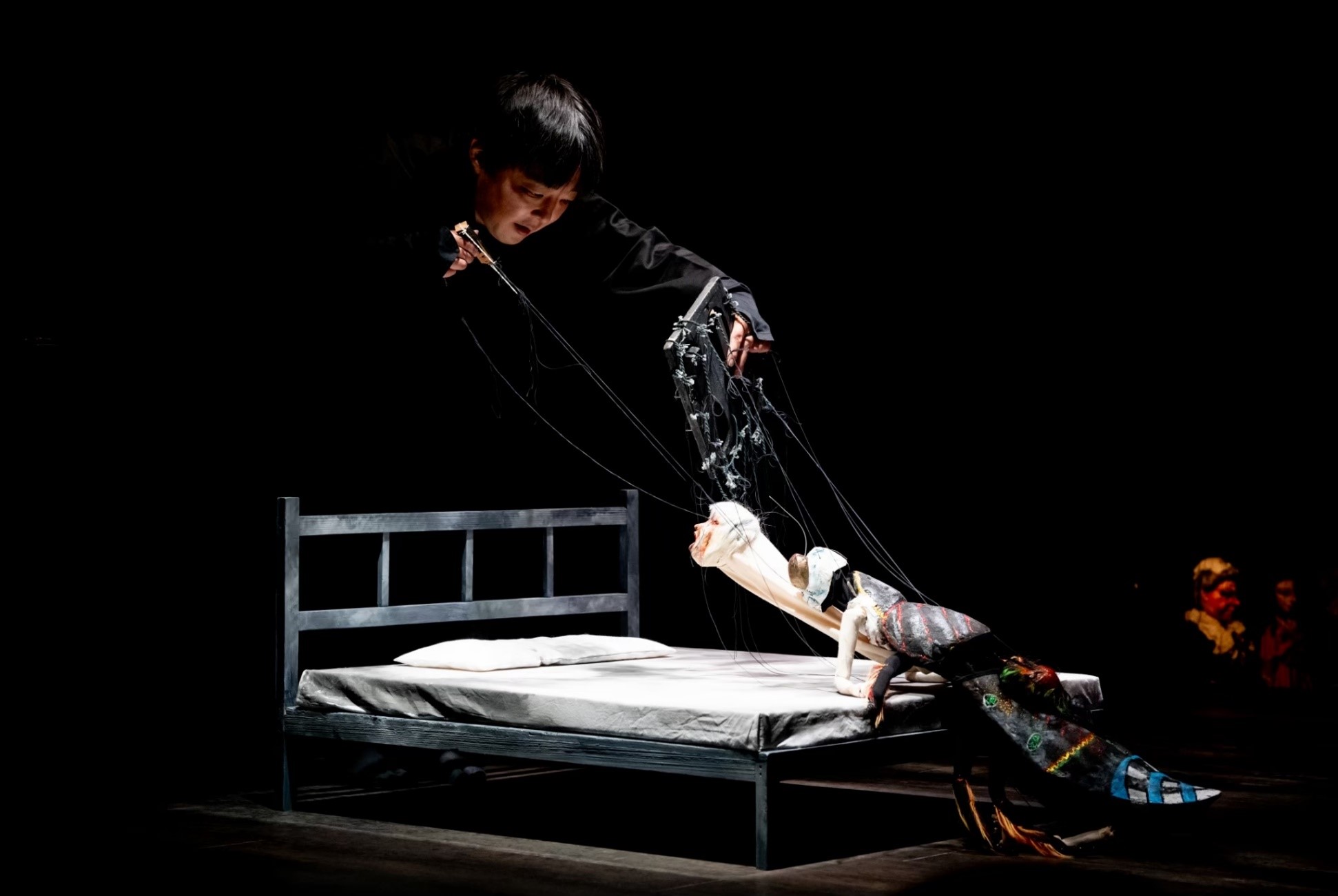 日本結城座懸絲傀儡劇團《變身》劇照 攝影/Toshiharu Ishibashi