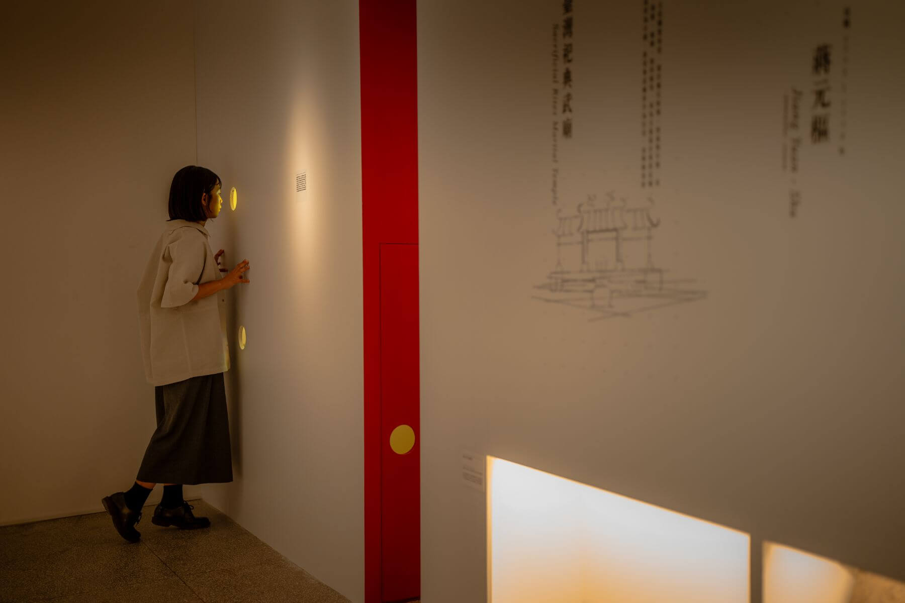 藝術家林書楷的創作散布在展間，讓觀者在看展的過程中，與另一種詮釋的臺南不期而遇。