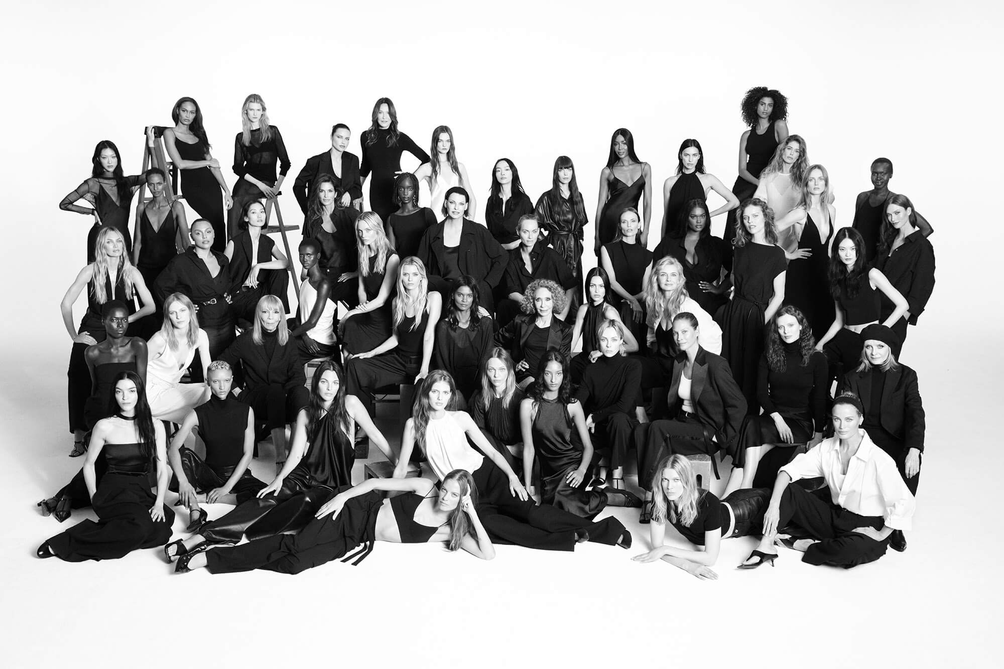 Zara推出「50 Years, 50 Icons」全球形象企劃，邀請50位傳奇與當代超模參與。