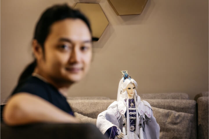 從《素還真》到建構霹靂武俠宇宙:專訪霹靂布袋戲總經理黃亮勛