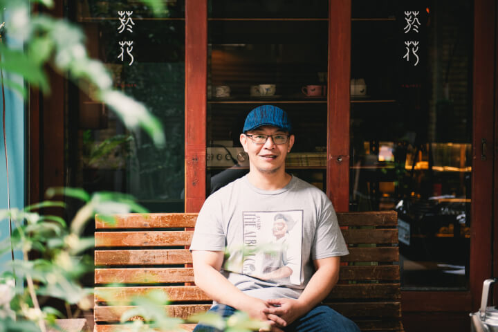 從黑潮到菸花《Op.118.2》,他不斷創造台北咖啡館的傳奇