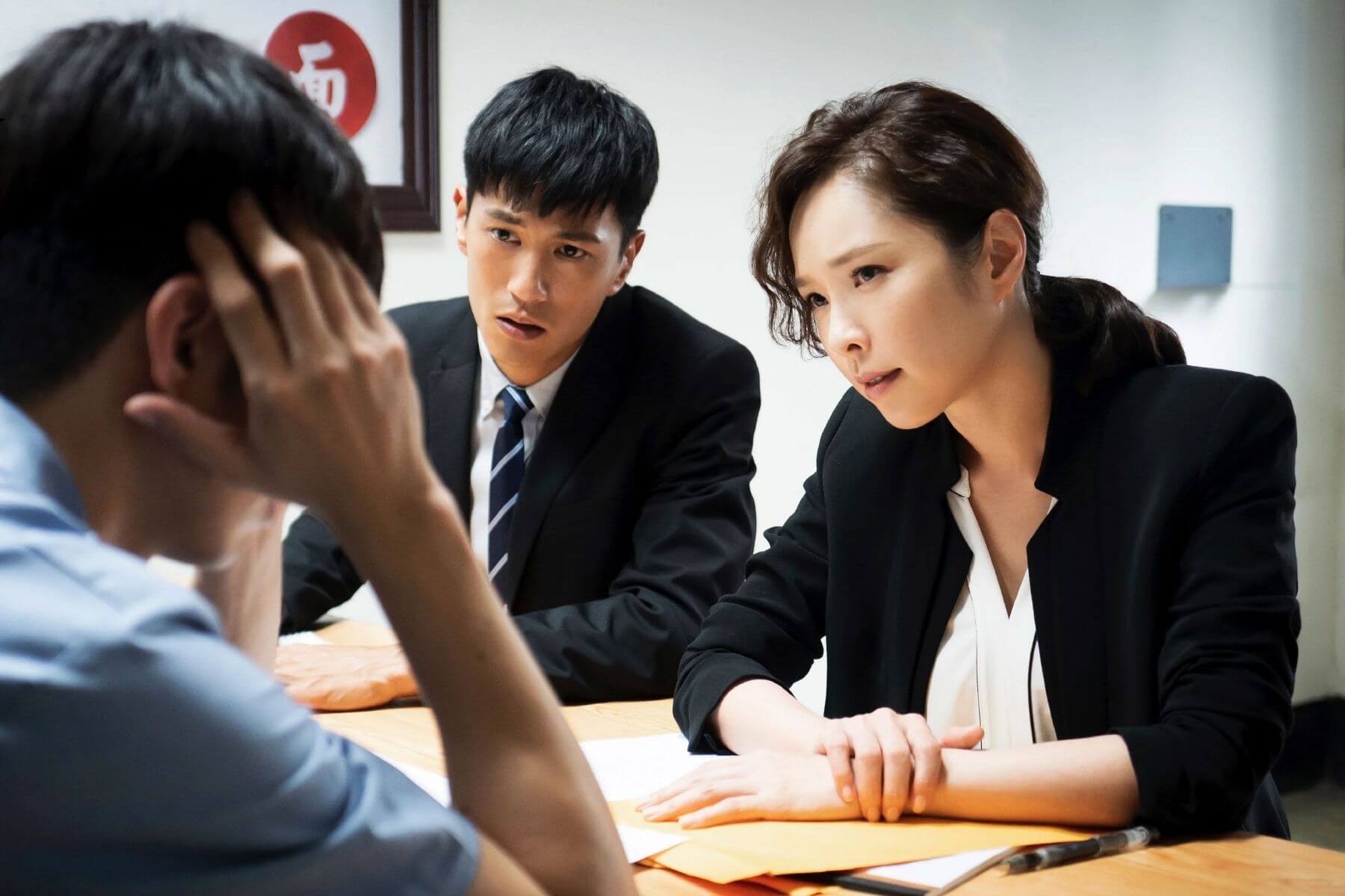 法學出身編劇搭檔，如何寫出台灣首部律政劇《最佳利益》？