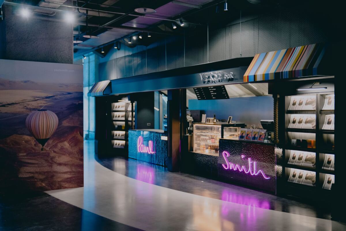 VERSE baR x Paul Smith 跨界合作，推出彩條拿鐵、千層蛋糕輝映城市文化光譜