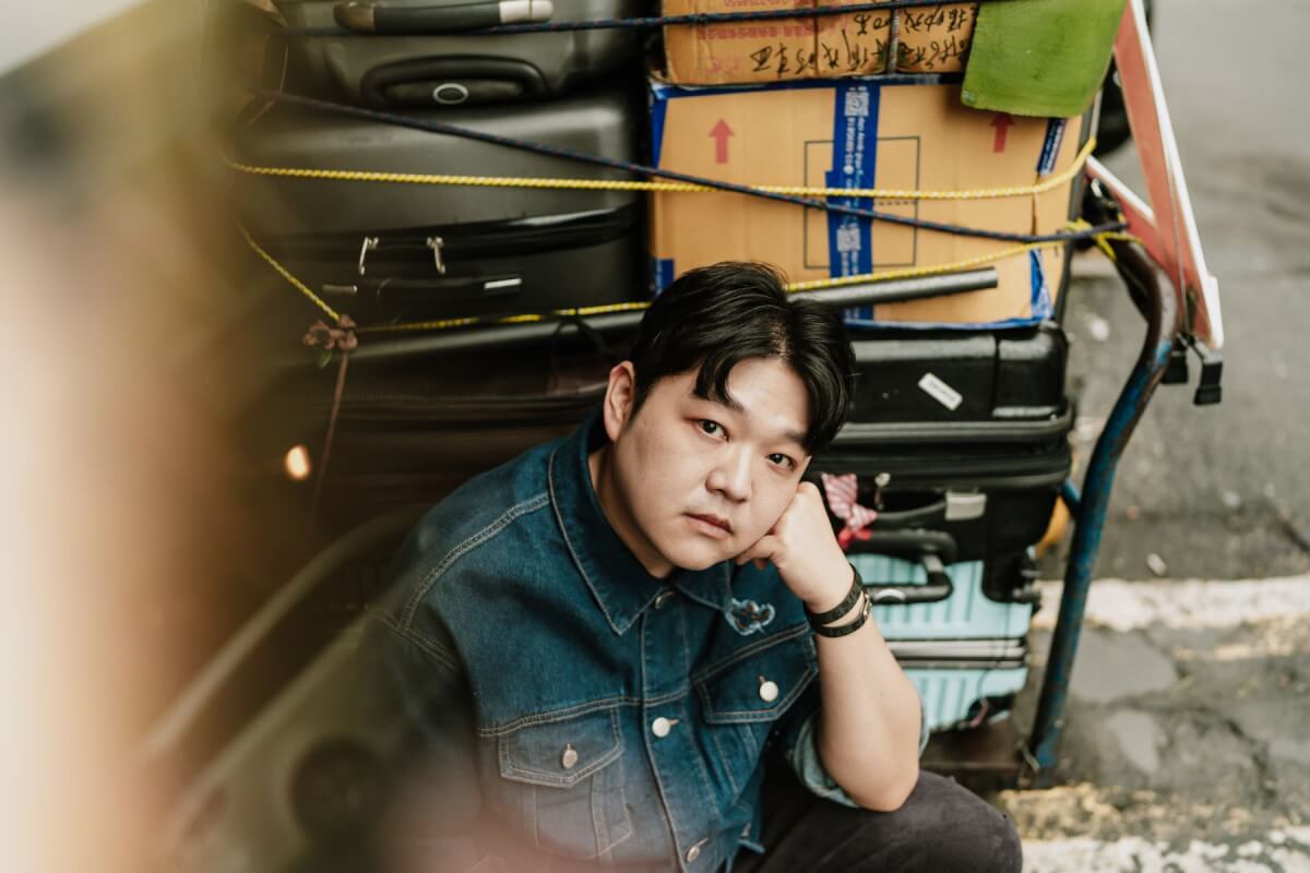 作家周紘立的《夢時年》：母親、萬華和前任，所以我變成這樣的Gay