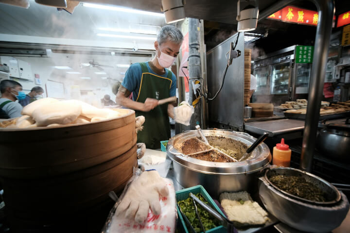 【觀點】寶林、王品、藏壽司都翻車，為何台灣餐飲業會有「食安水逆」？