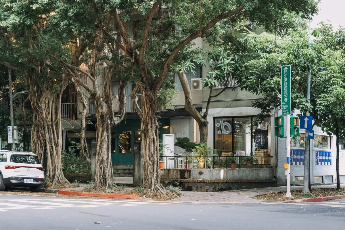 6間民生社區咖啡廳推薦：在台北最綠意安靜的區域，享受美好的咖啡時光