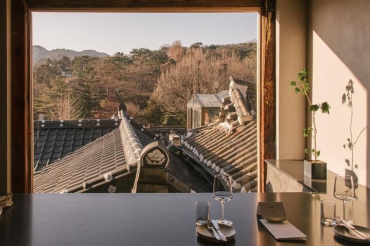 首爾微醺指南／韓屋酒吧推薦：百年老宅裡的酒水道，4間「韓屋酒吧、餐酒館」的隱世時光
