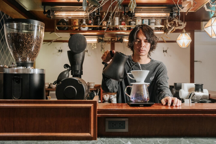 台北最低調的咖啡店：信義區預約制咖啡館「鵲kasasagi coffee roasters」