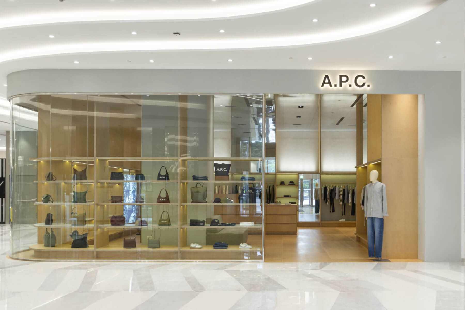 台北信義Dream Plaza新店開幕：A.P.C.全台最大空間，獨賣限定寵物系列