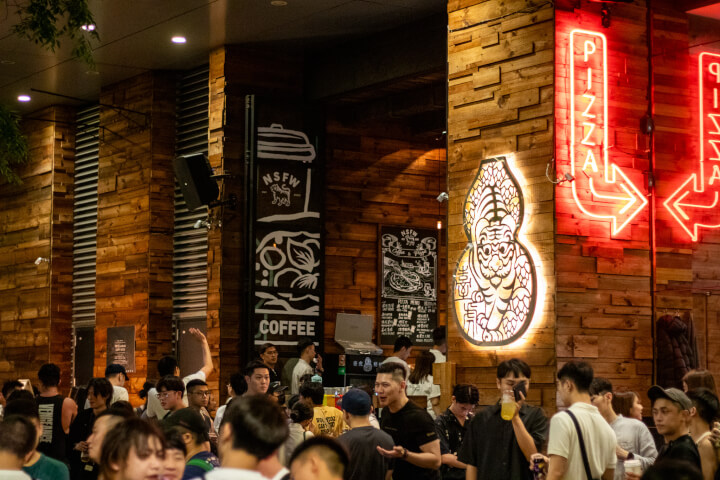 信義區酒吧／在都市綠洲啜飲，為匆忙節奏按下暫停：臺虎精釀啜飲室Landmark