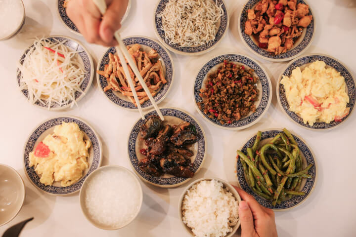 台北夜歸人宵夜指南！清醒續攤必去的4間經典宵夜名店